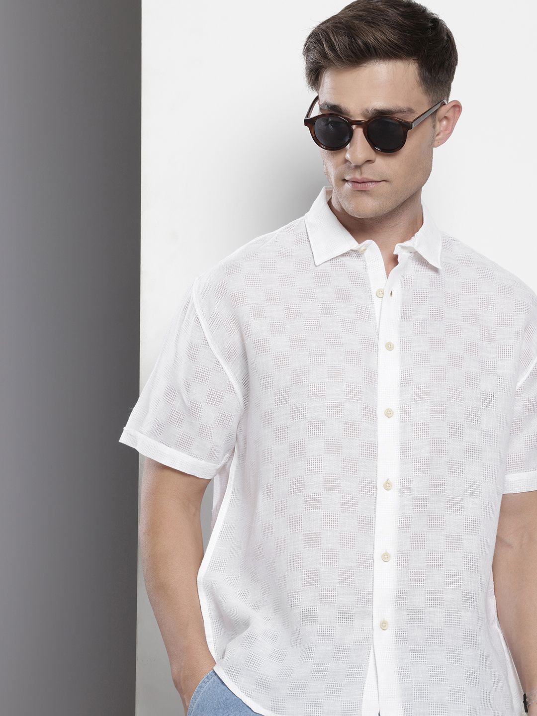 Men's White Relaxed Fit Textured Resort Wear Shirt