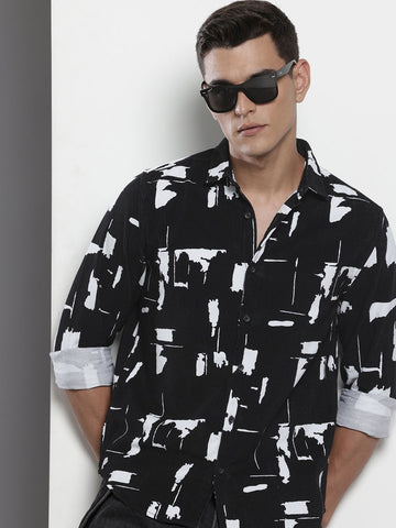 Men's Black Regular Fit Printed Casual Shirt