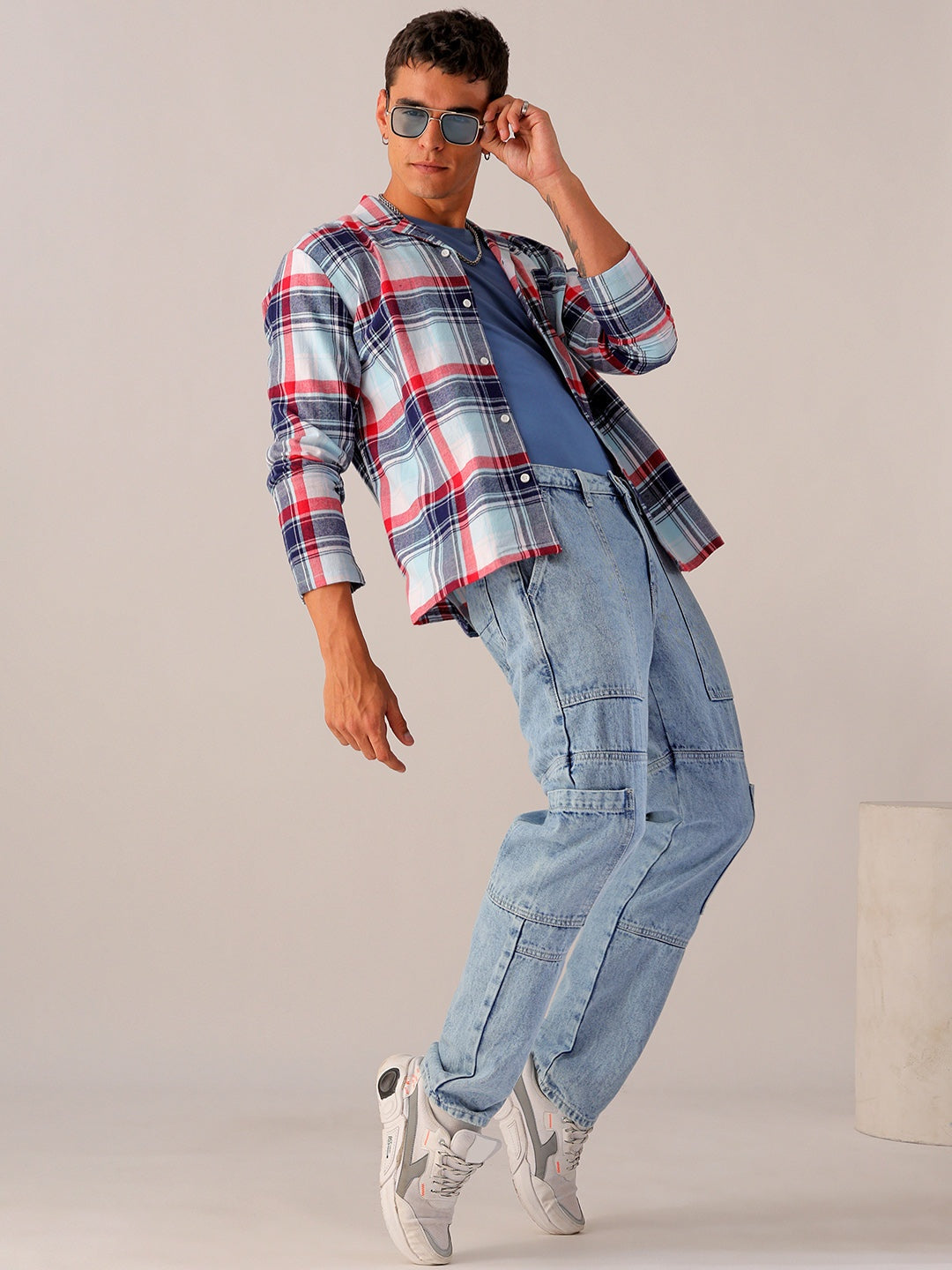 Men's Light Blue Dad Fit Solid Utility Jeans