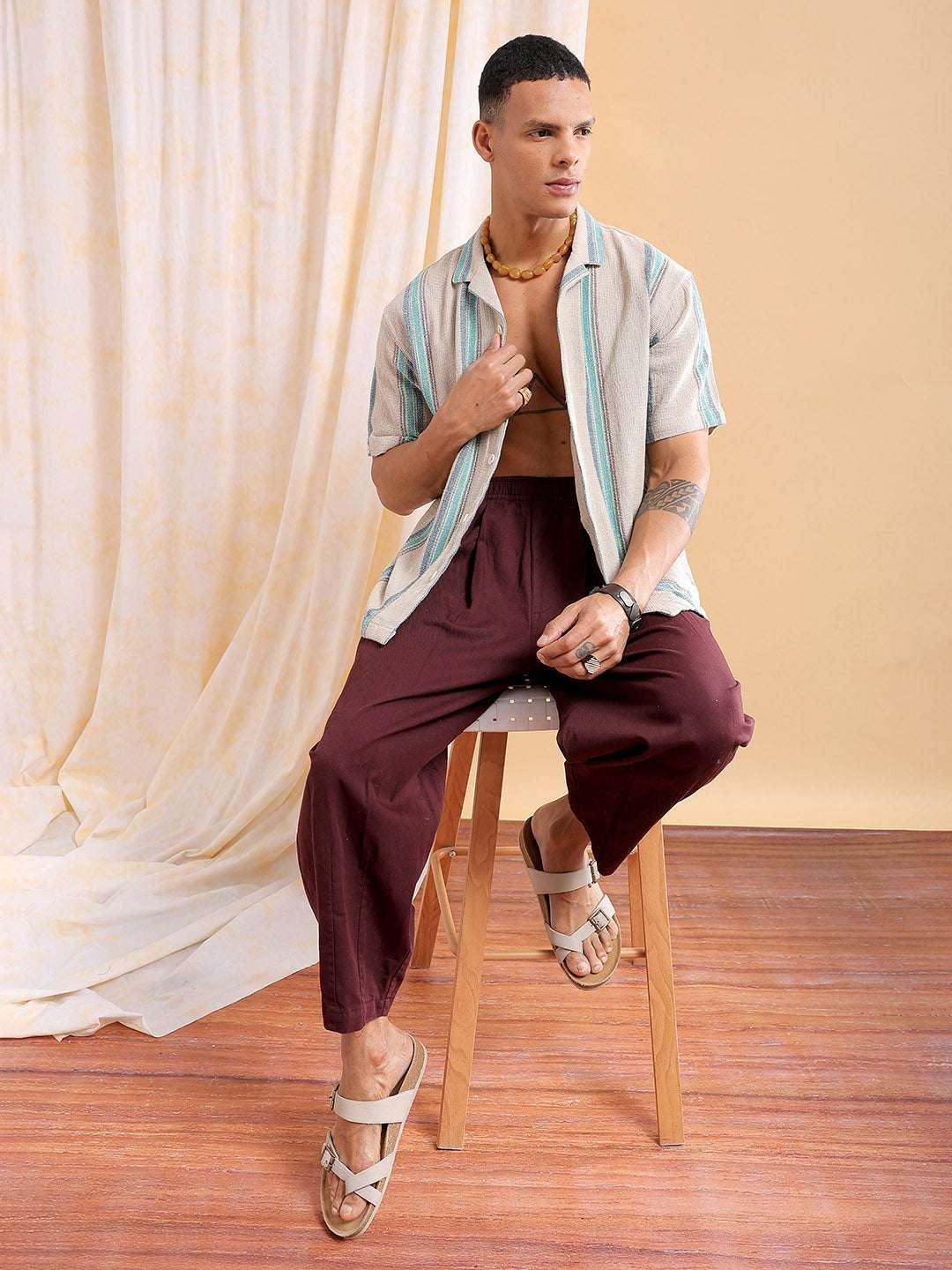 Men's White Relaxed Fit Striped Casual Shirt