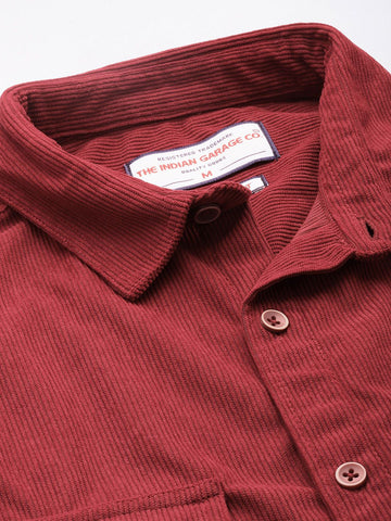 Men's Red Regular Fit Solid Casual Shirt