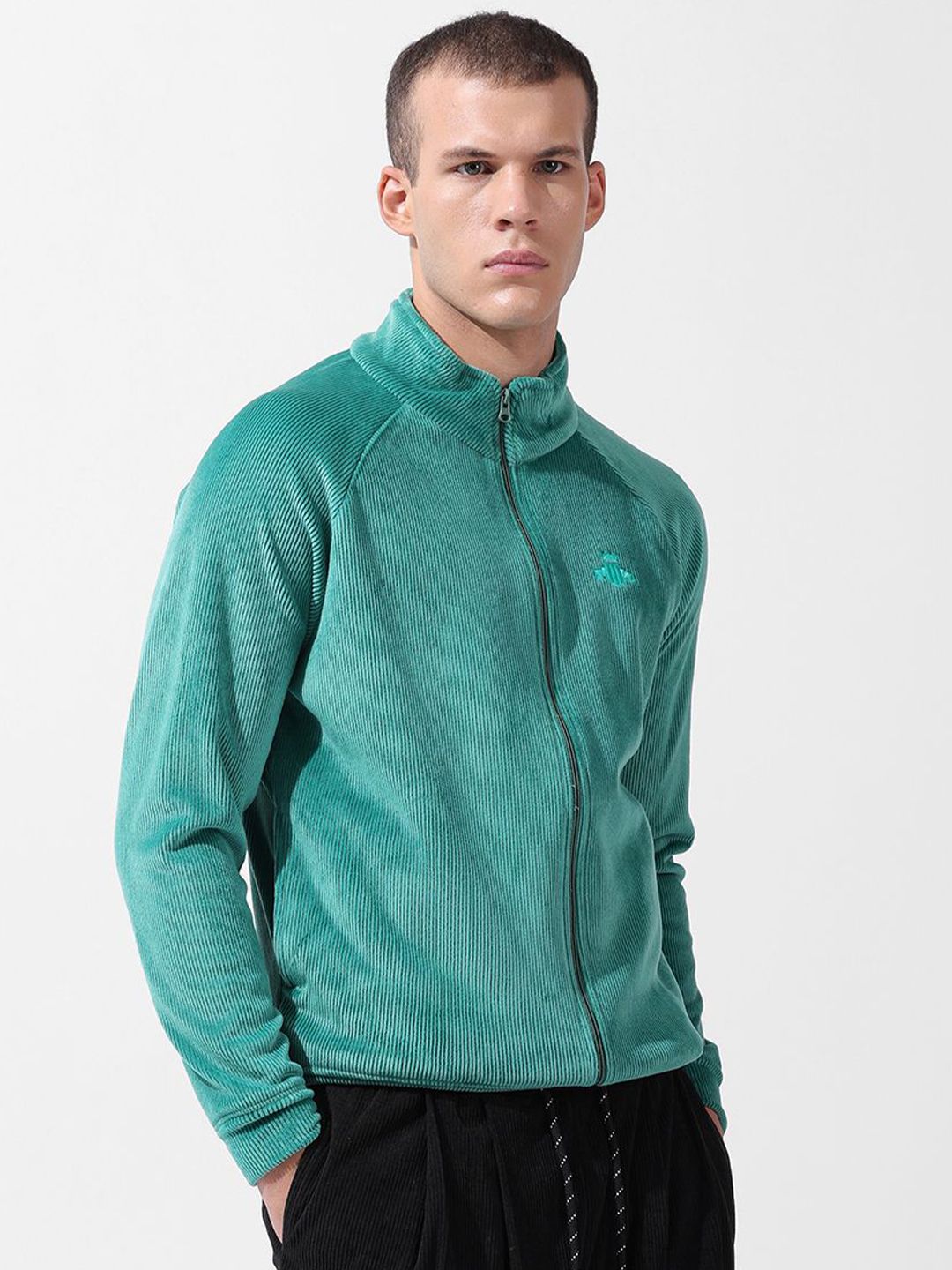 Men's Green Regular Fit Textured Casual Sweatshirt