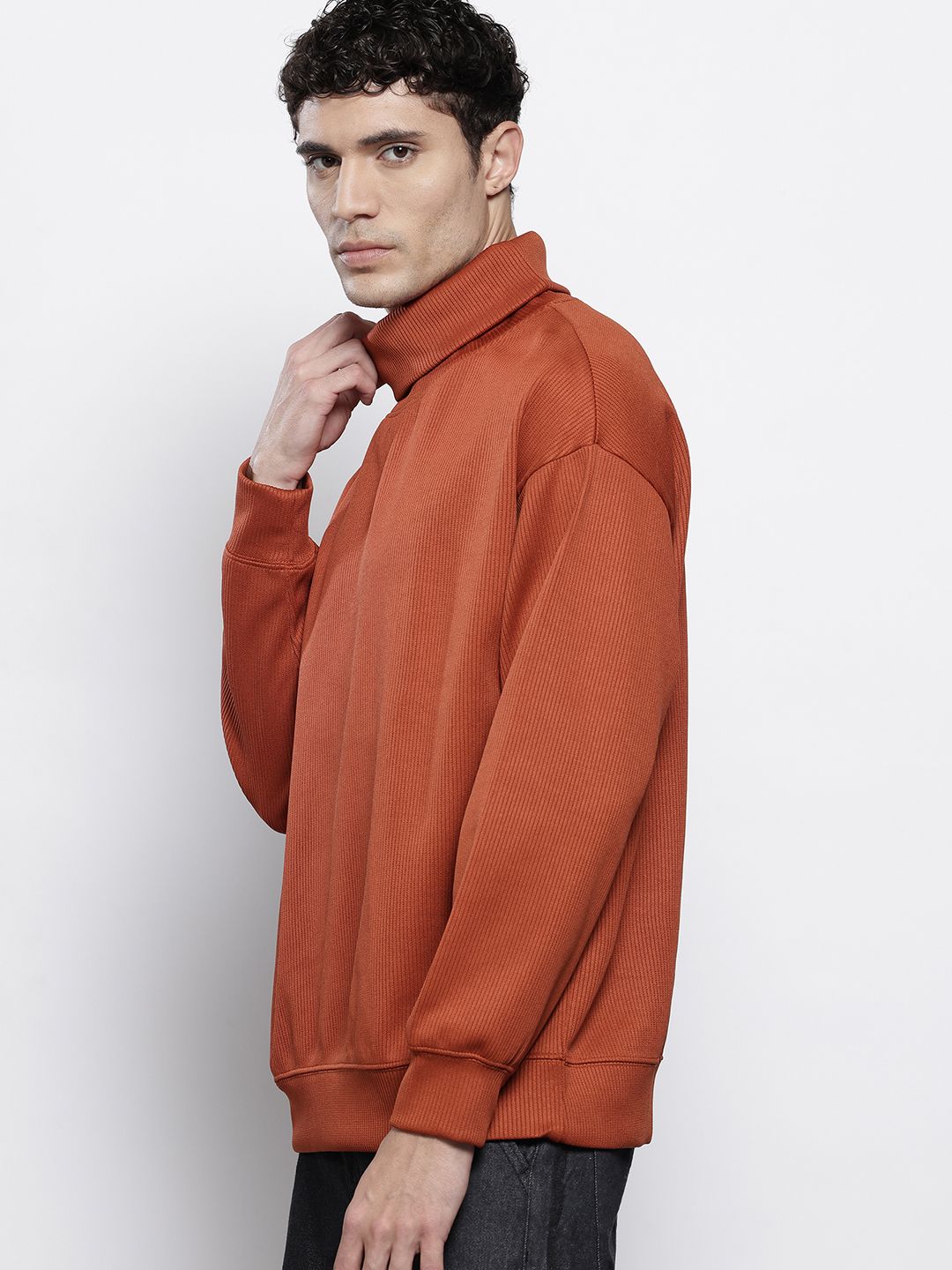 Men's Rust Relaxed Fit Textured Casual Sweatshirt