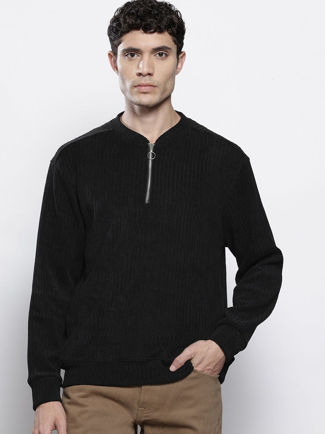 Men's Black Relaxed Fit Textured Street Sweatshirt