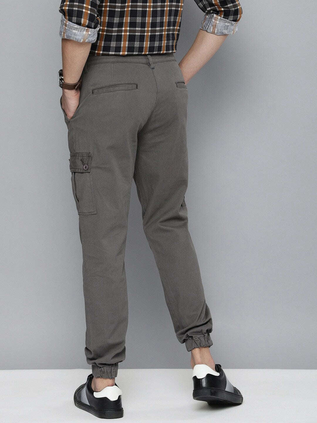 Men's Grey Slim Fit Solid Utility Cargo