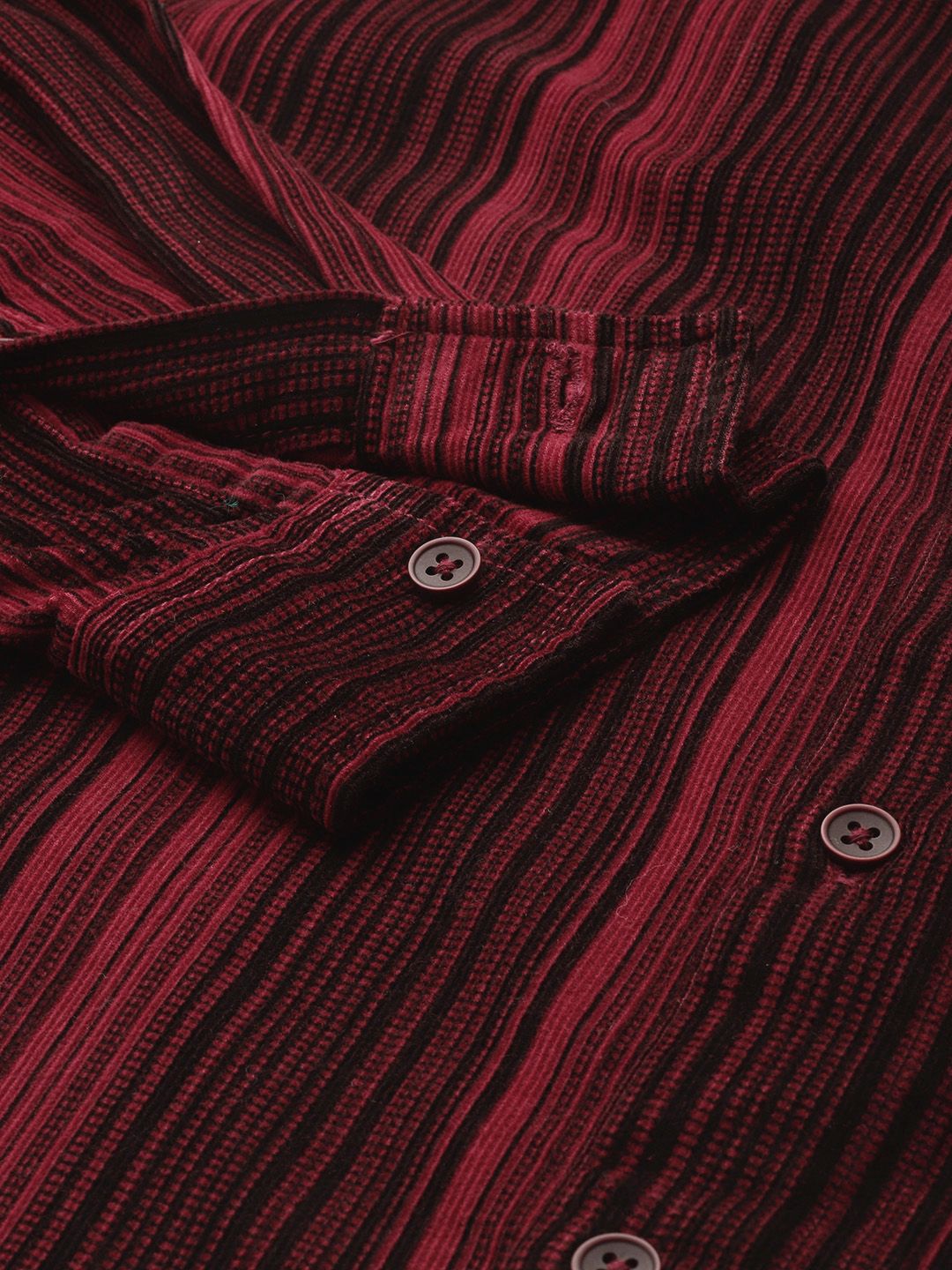 Men's Maroon Regular Fit Printed Casual Shirt