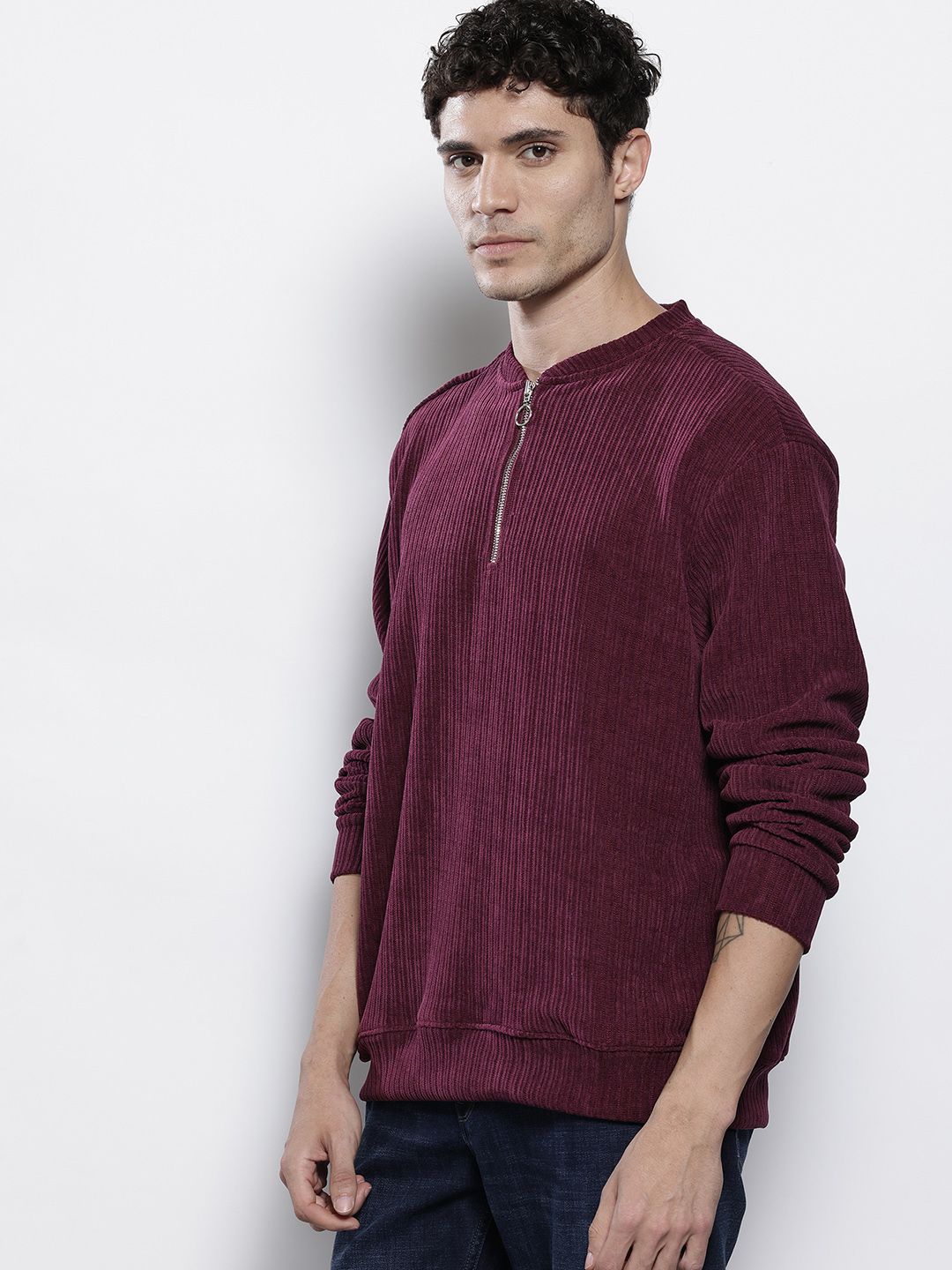 Men's Maroon Relaxed Fit Textured Street Sweatshirt