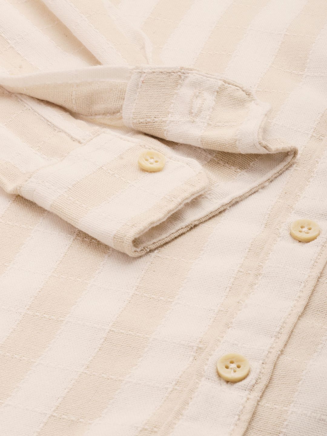 Men's Off White Regular Fit Checked Casual Shirt