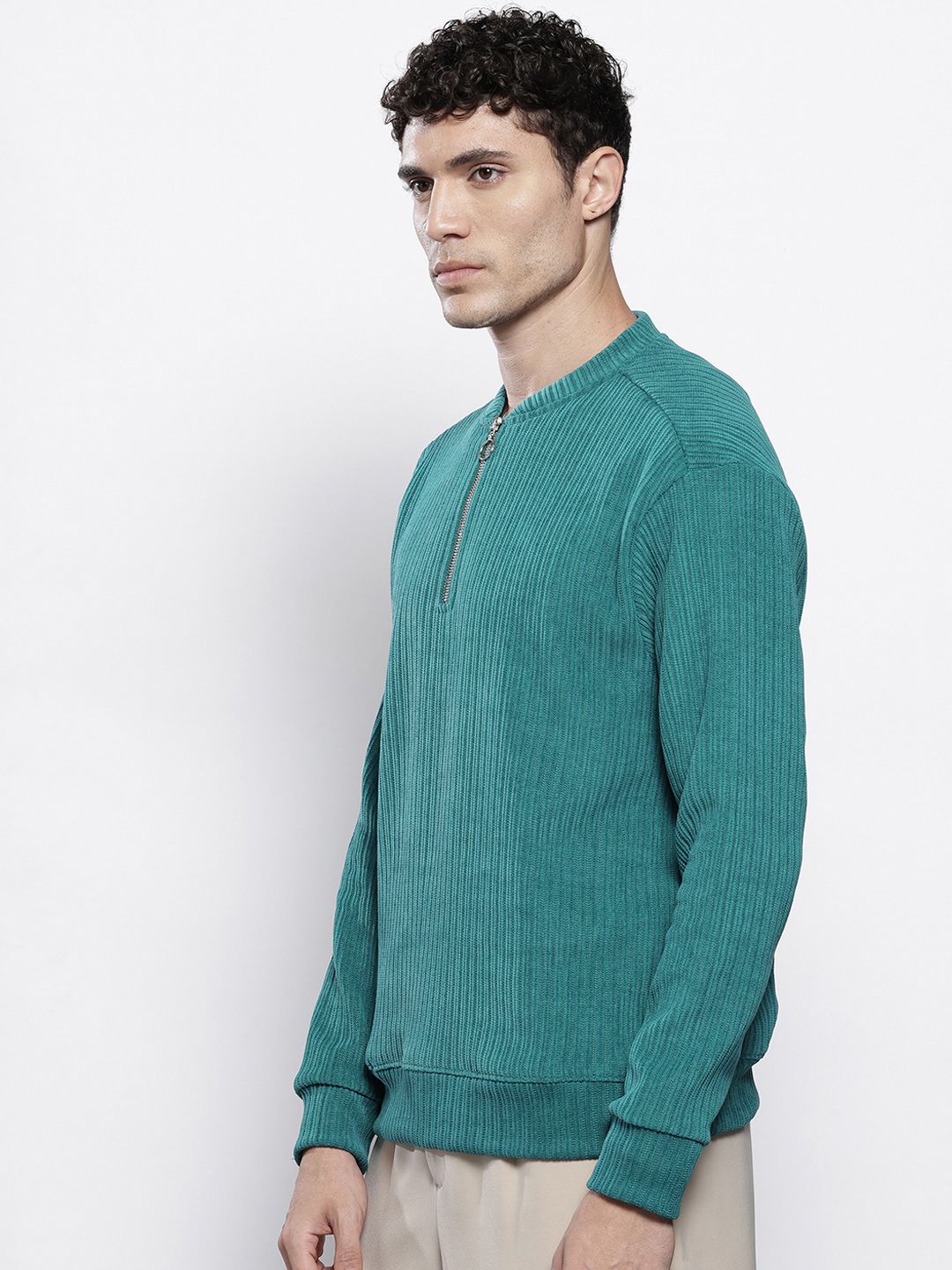 Men's Green Relaxed Fit Textured Street Sweatshirt