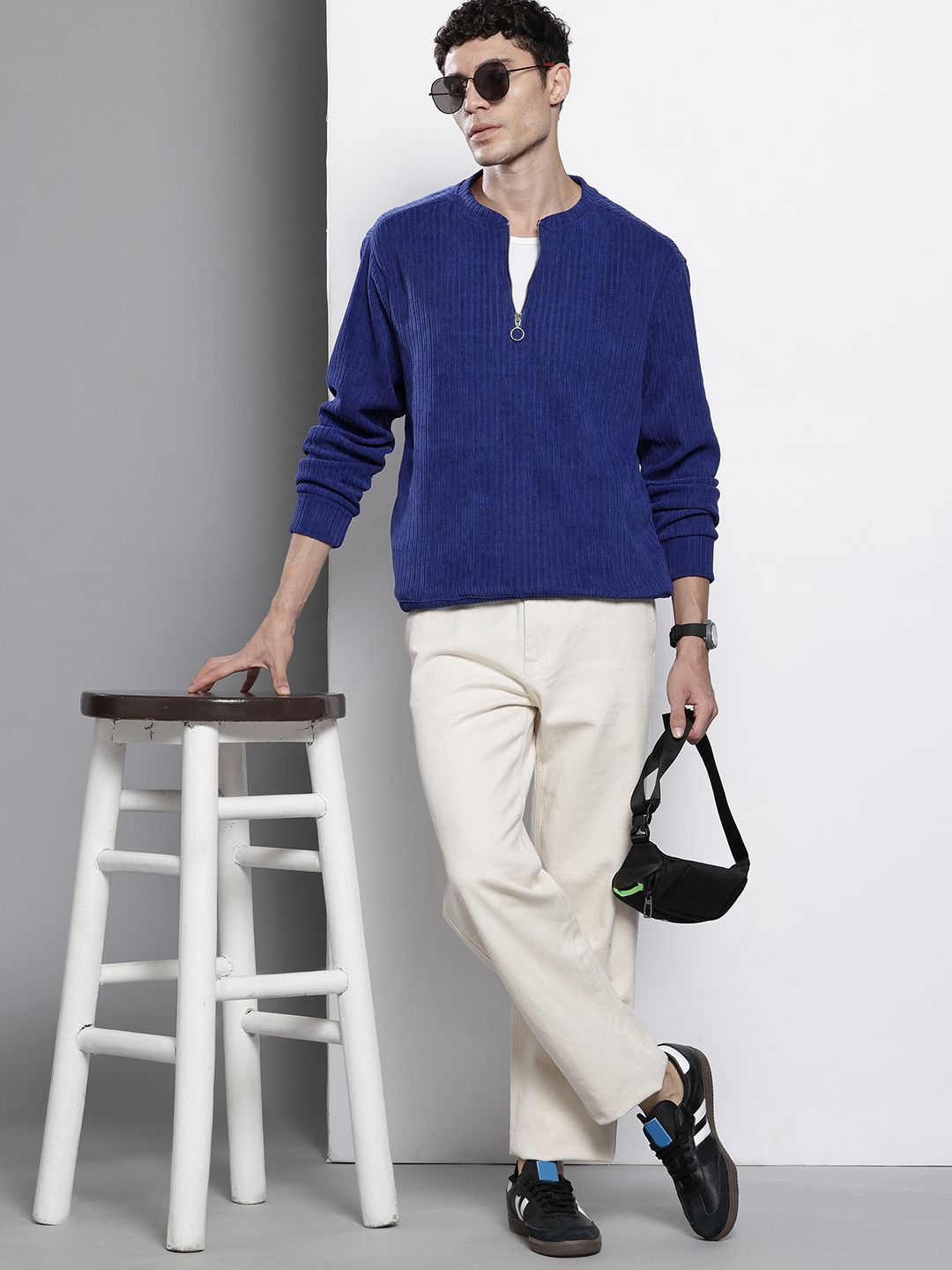 Men's Navy Blue Relaxed Fit Textured Street Sweatshirt