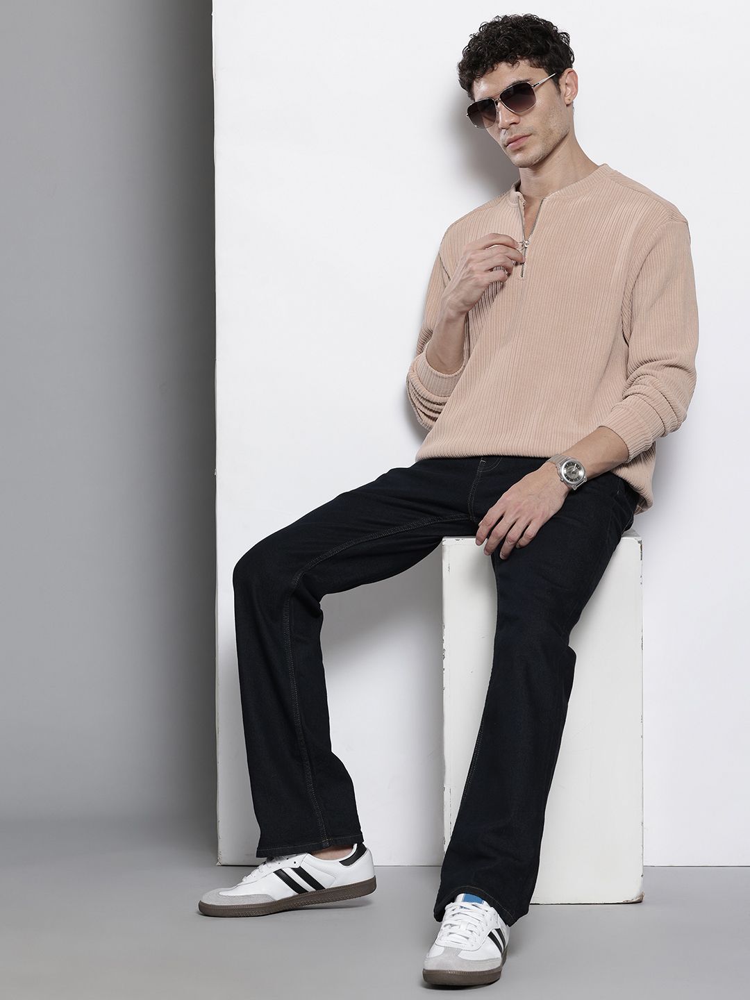 Men's Beige Relaxed Fit Textured Street Sweatshirt