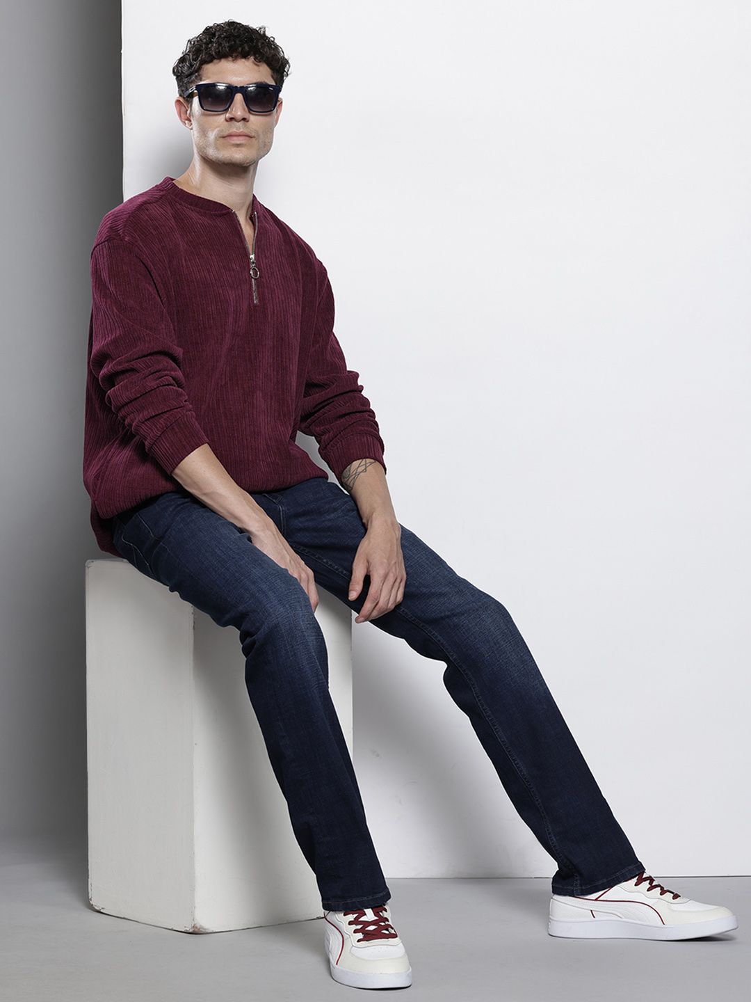 Men's Maroon Relaxed Fit Textured Street Sweatshirt