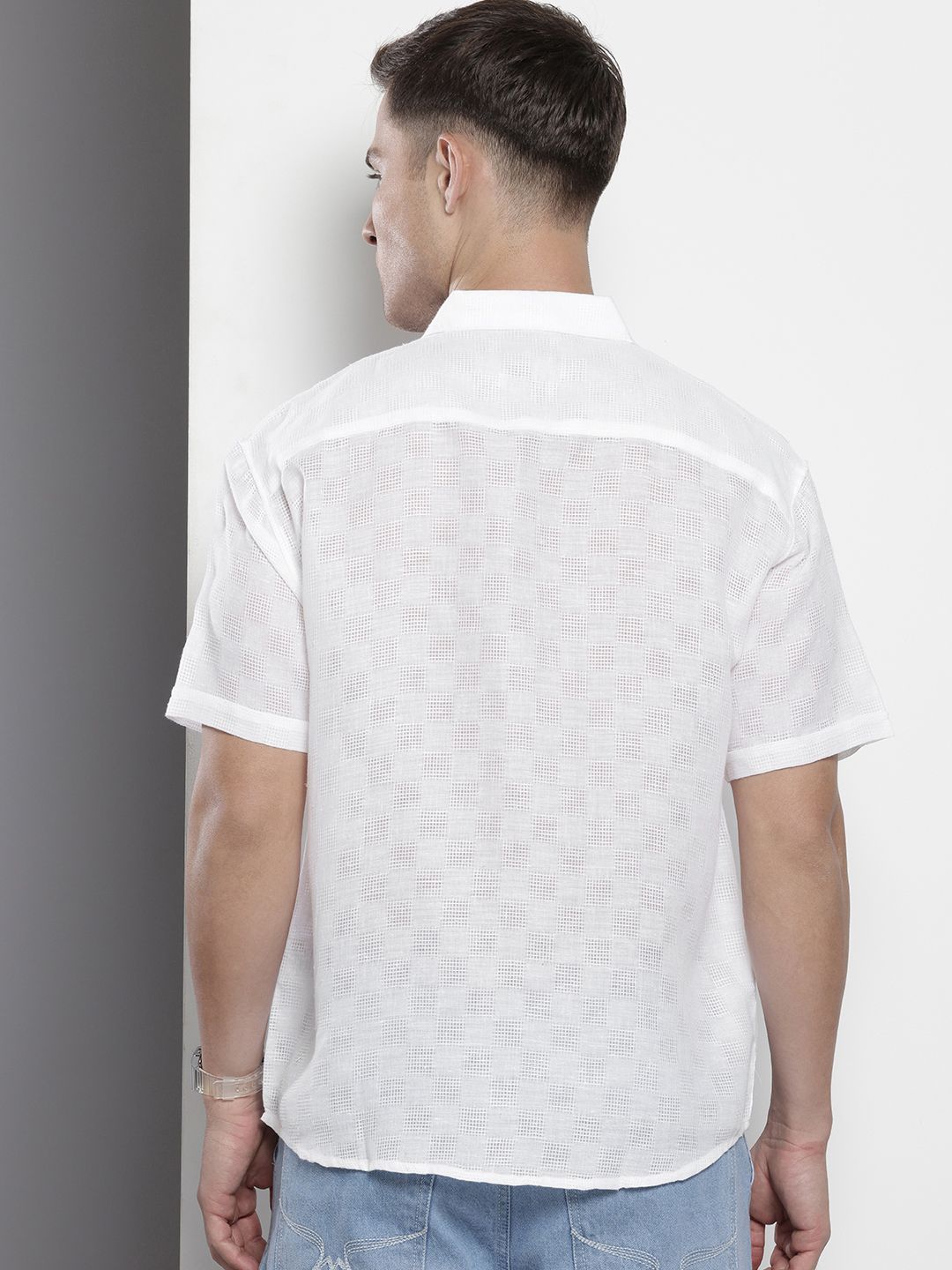 Men's White Relaxed Fit Textured Resort Wear Shirt