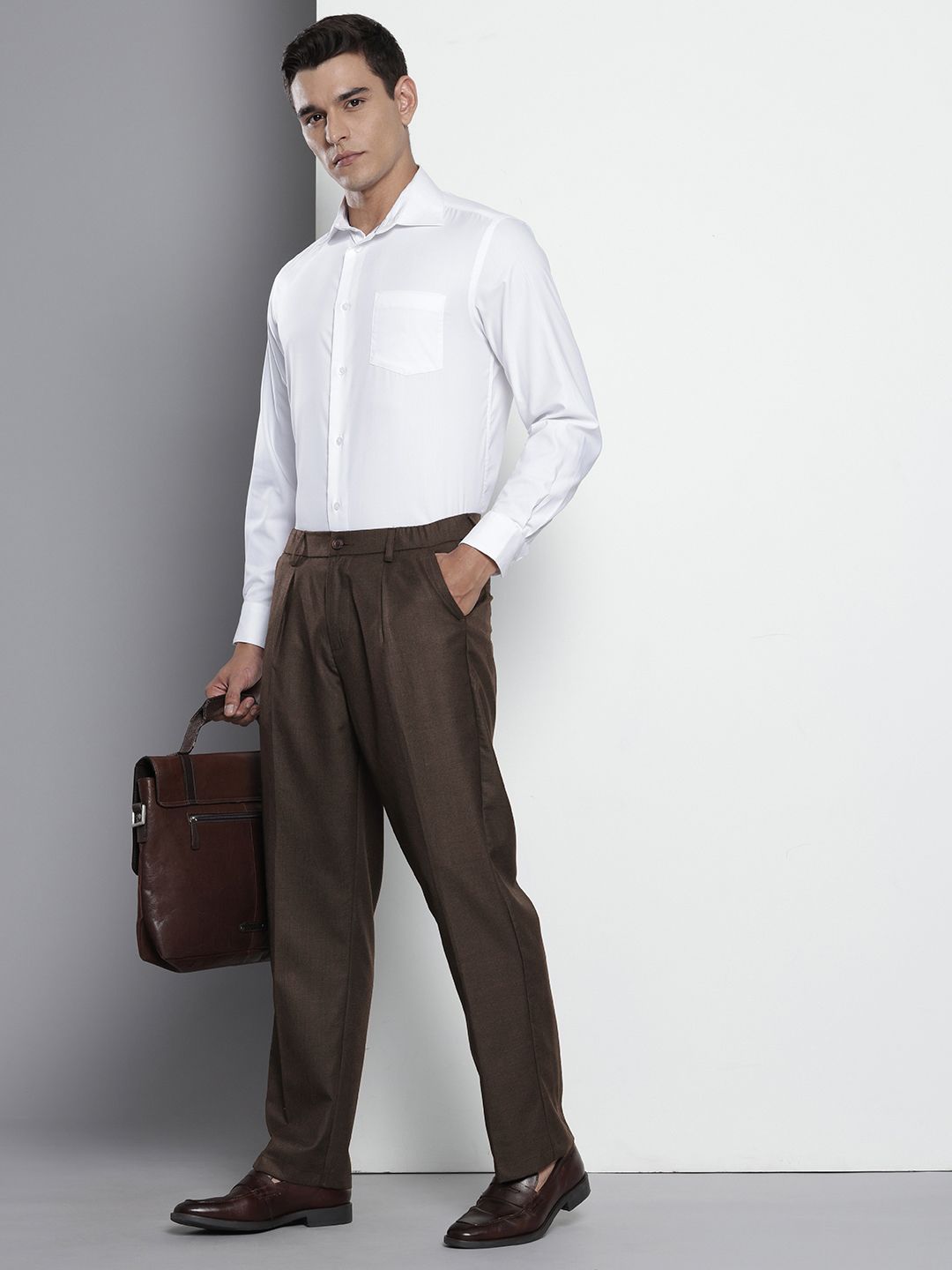 Men's Brown Relaxed Fit Formal Trousers