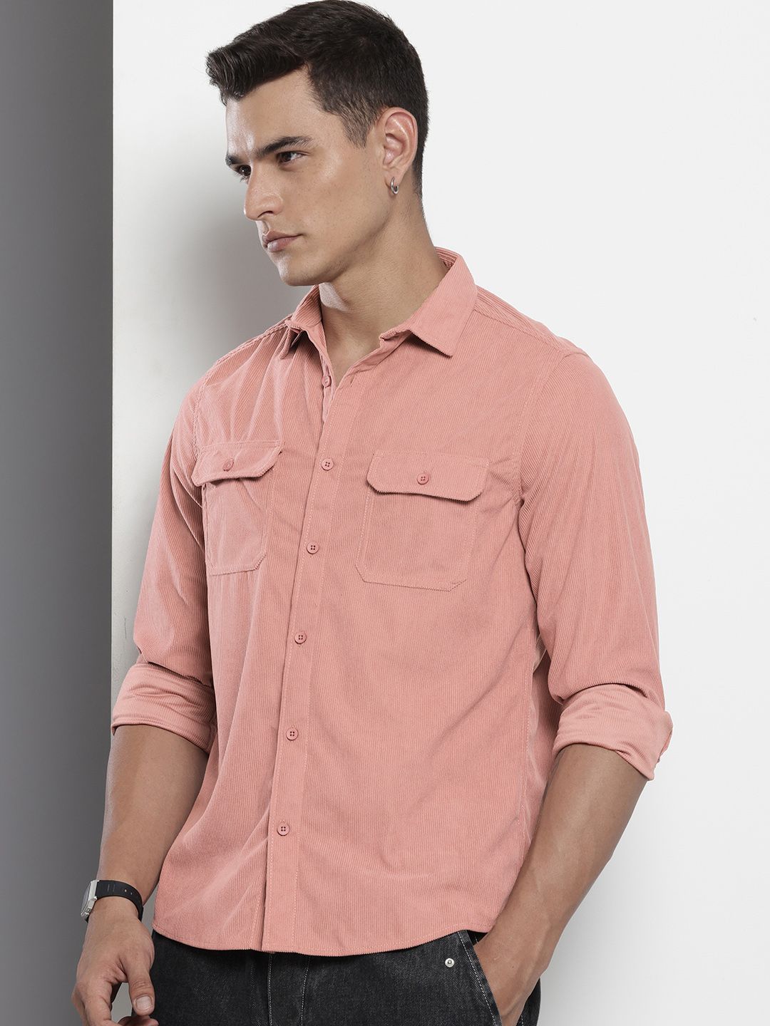 Men's Pink Regular Fit Solid Casual Shirt
