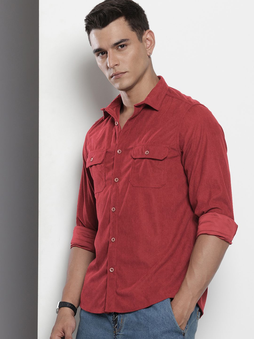 Men's Red Regular Fit Solid Casual Shirt