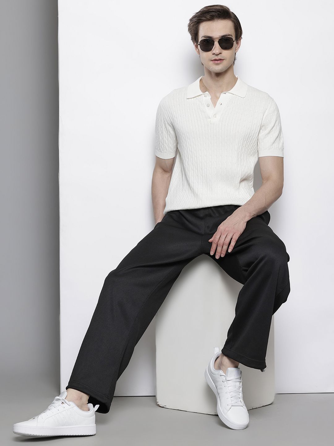 Men's Black Self Design Relax Wide Leg Fit Joggers