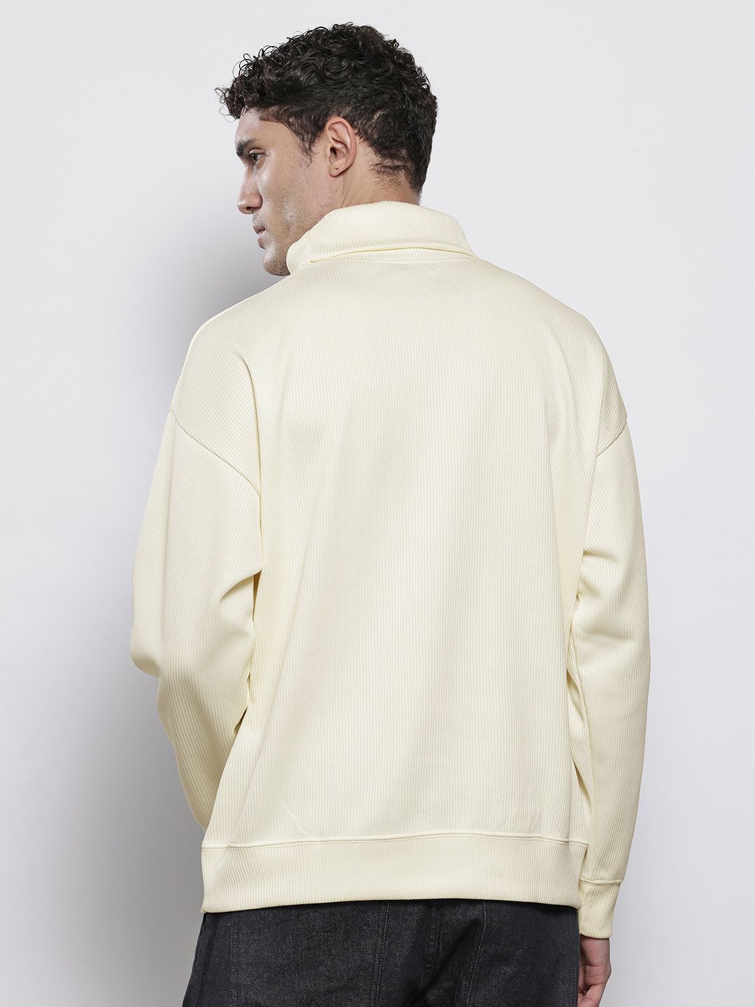 Men's Off White Relaxed Fit Textured Casual Sweatshirt