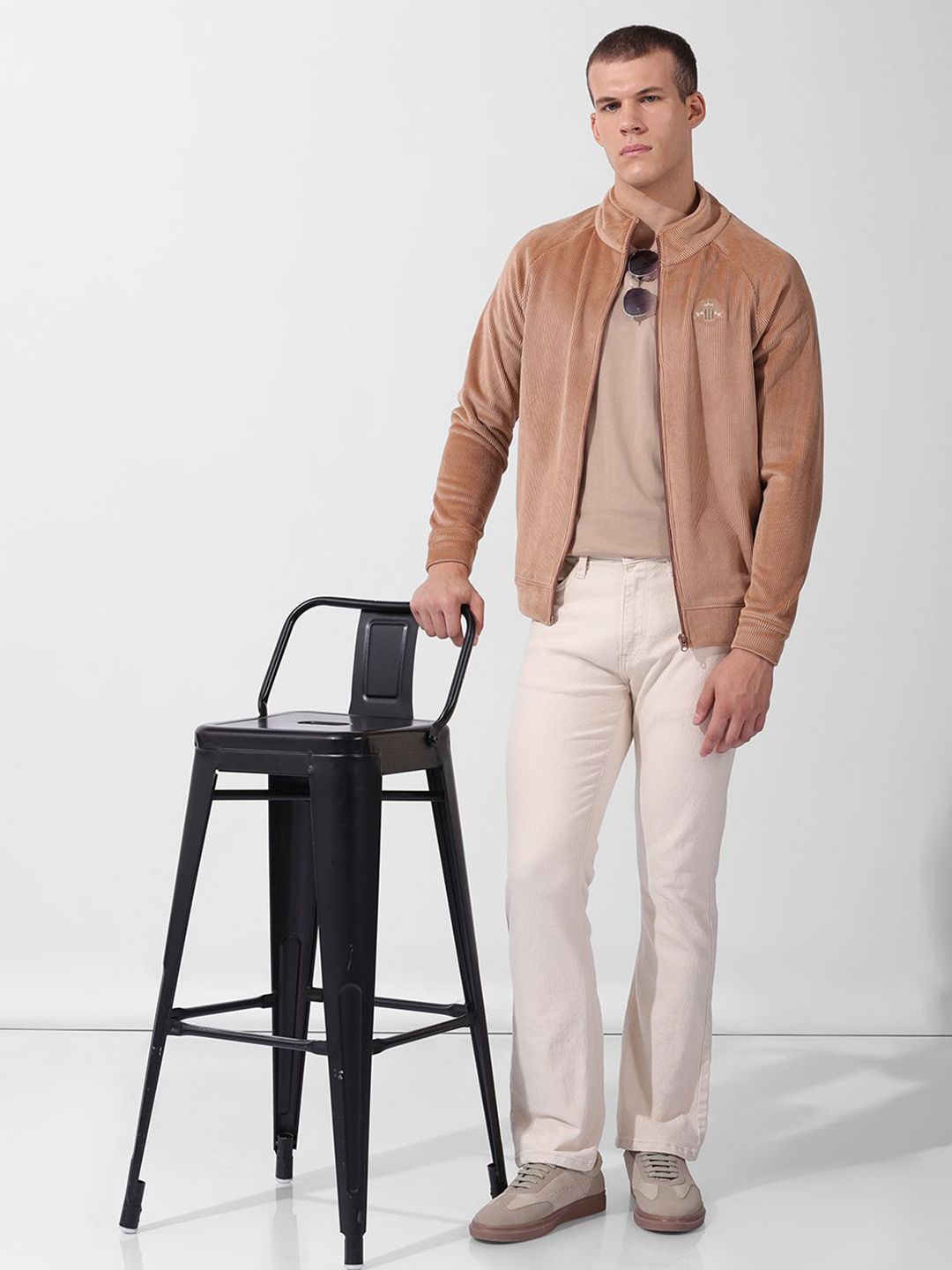 Men's Brown Regular Fit Textured Casual Sweatshirt
