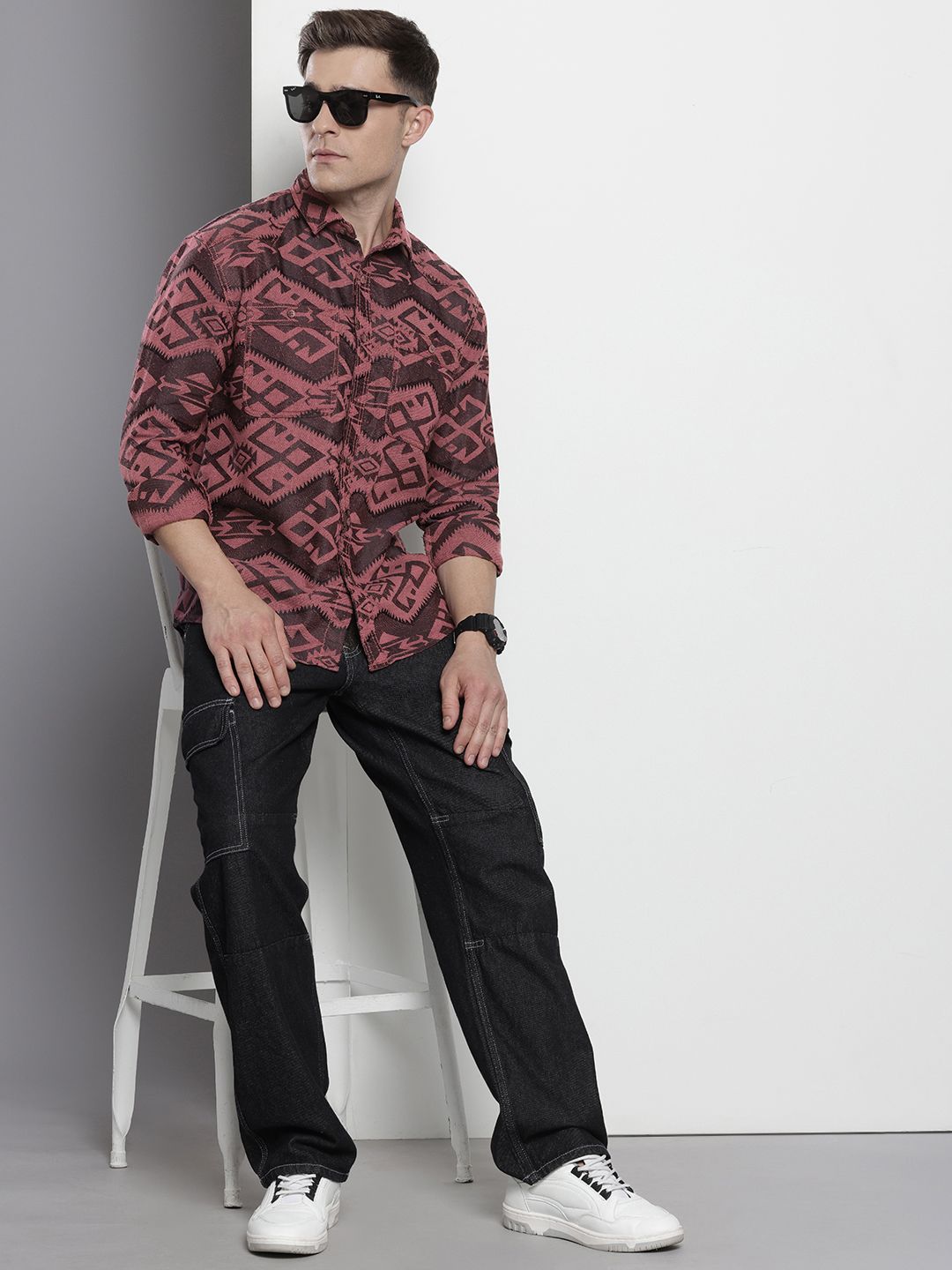 Men's Pink Relaxed Fit Textured Casual Shirt
