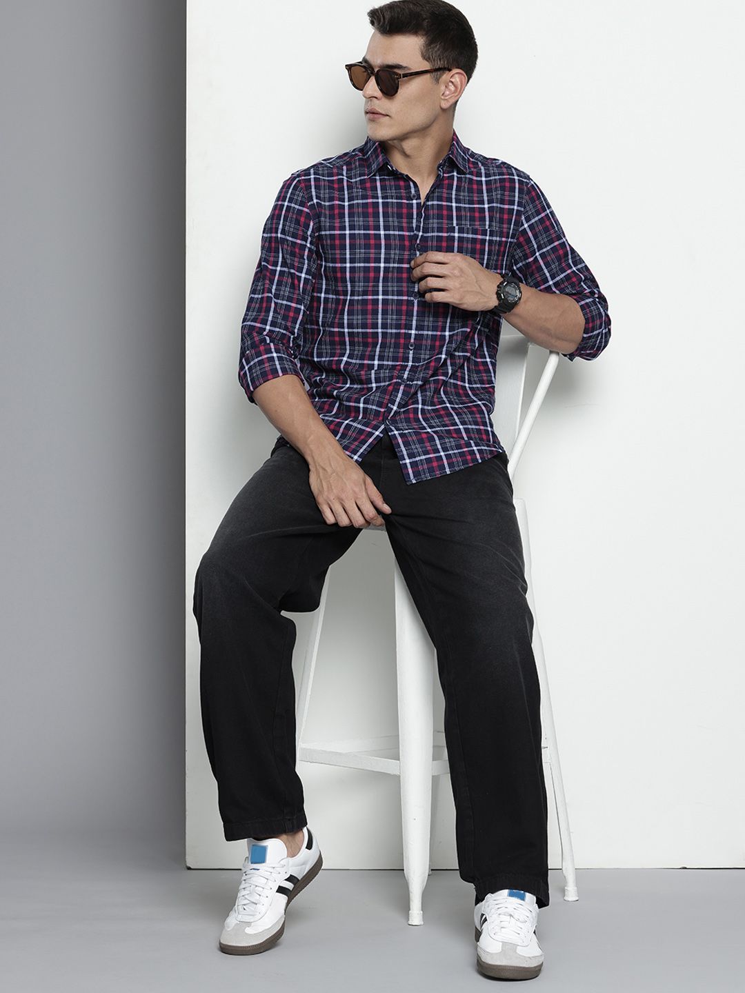 Men's Blue Slim Fit Checked Casual Shirt