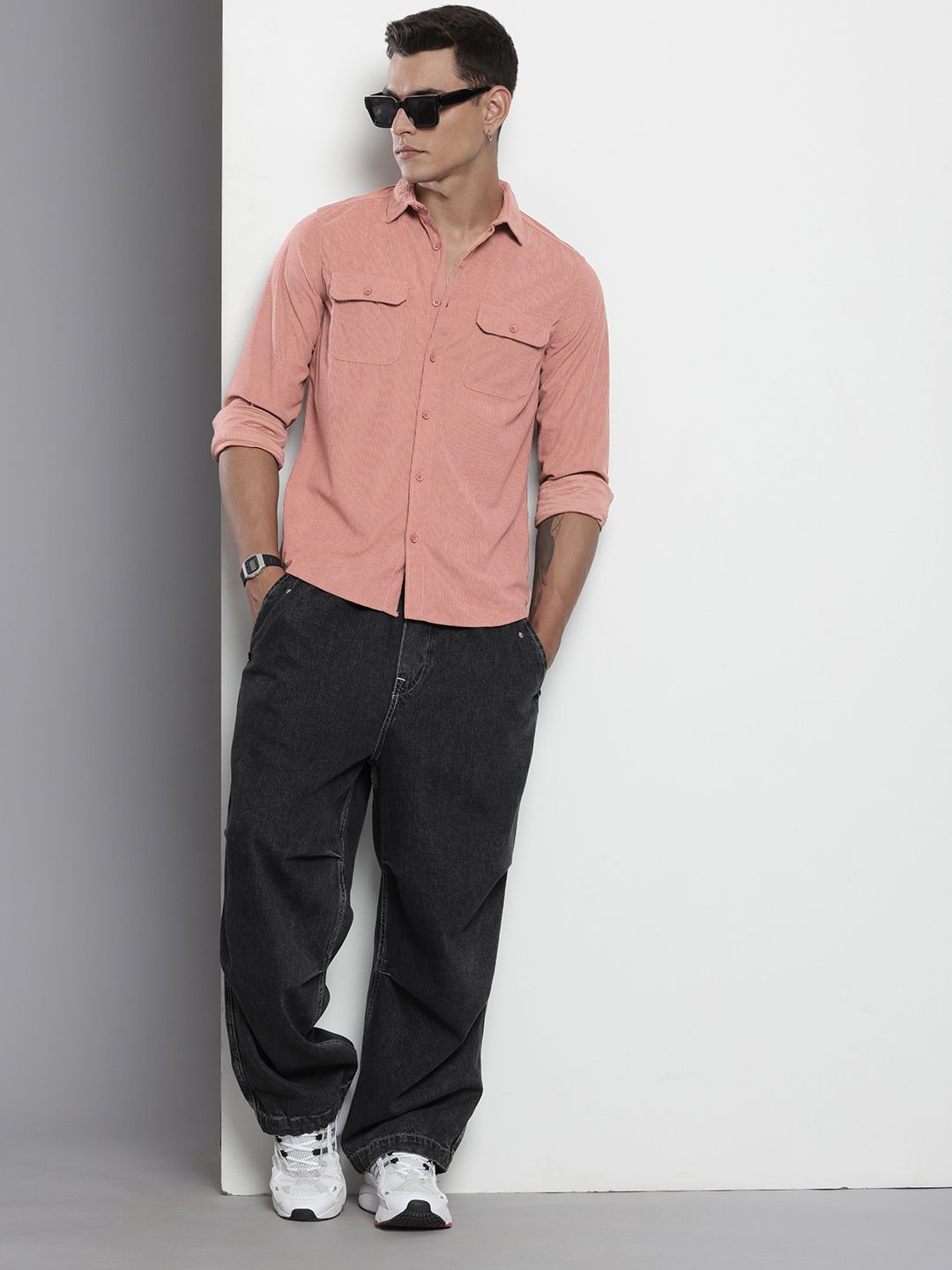 Men's Pink Regular Fit Solid Casual Shirt
