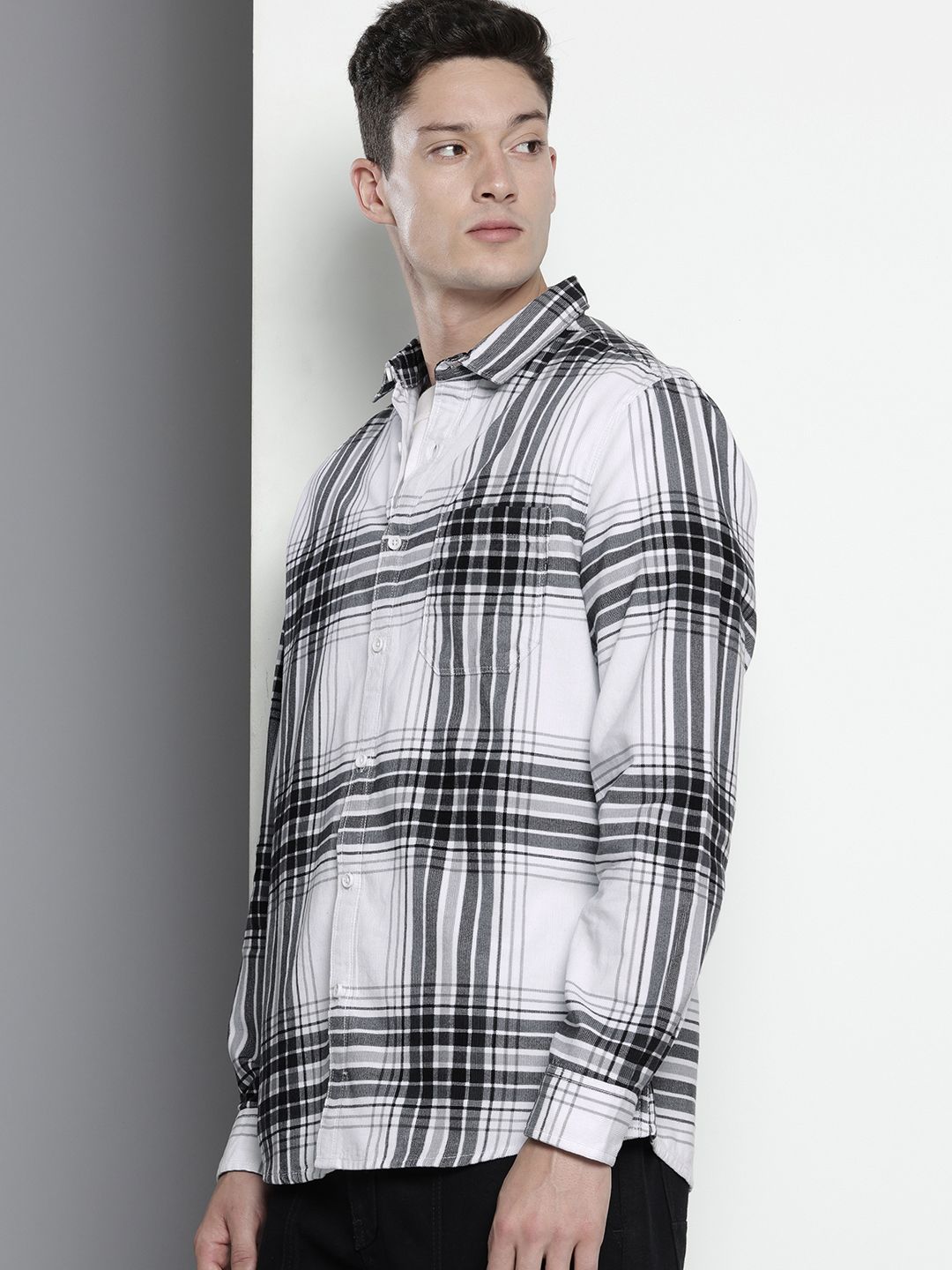 Men's White Regular Fit Printed Casual Shirt