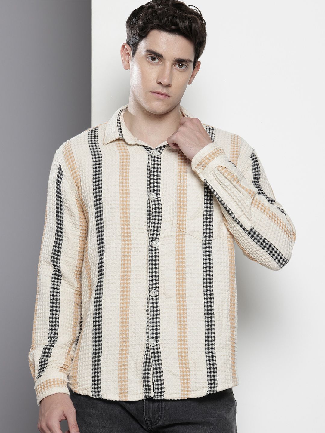 Men's Cream Relaxed Fit Textured Casual Shirt