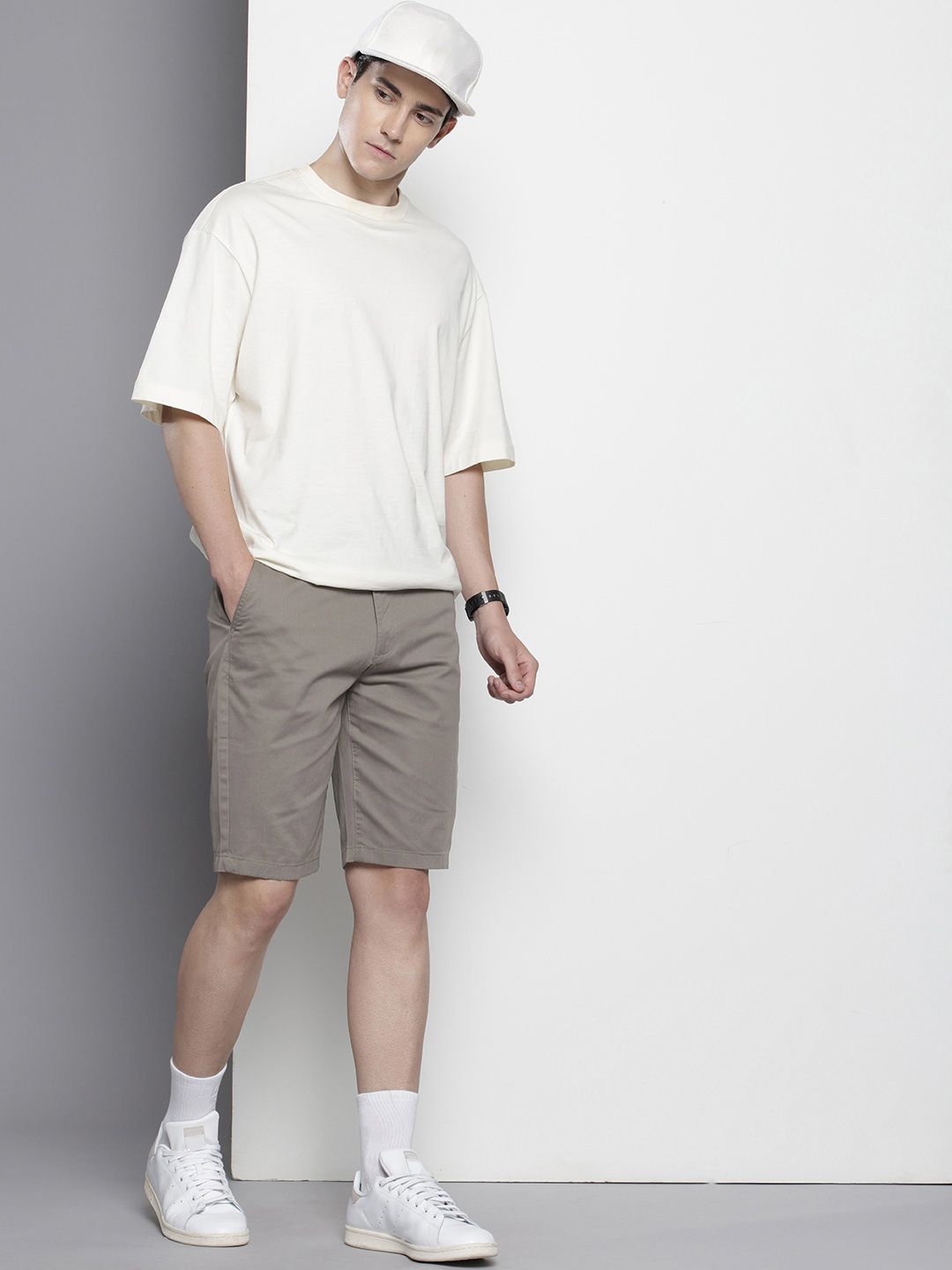 Men's Grey Regular Fit Solid Casual Shorts