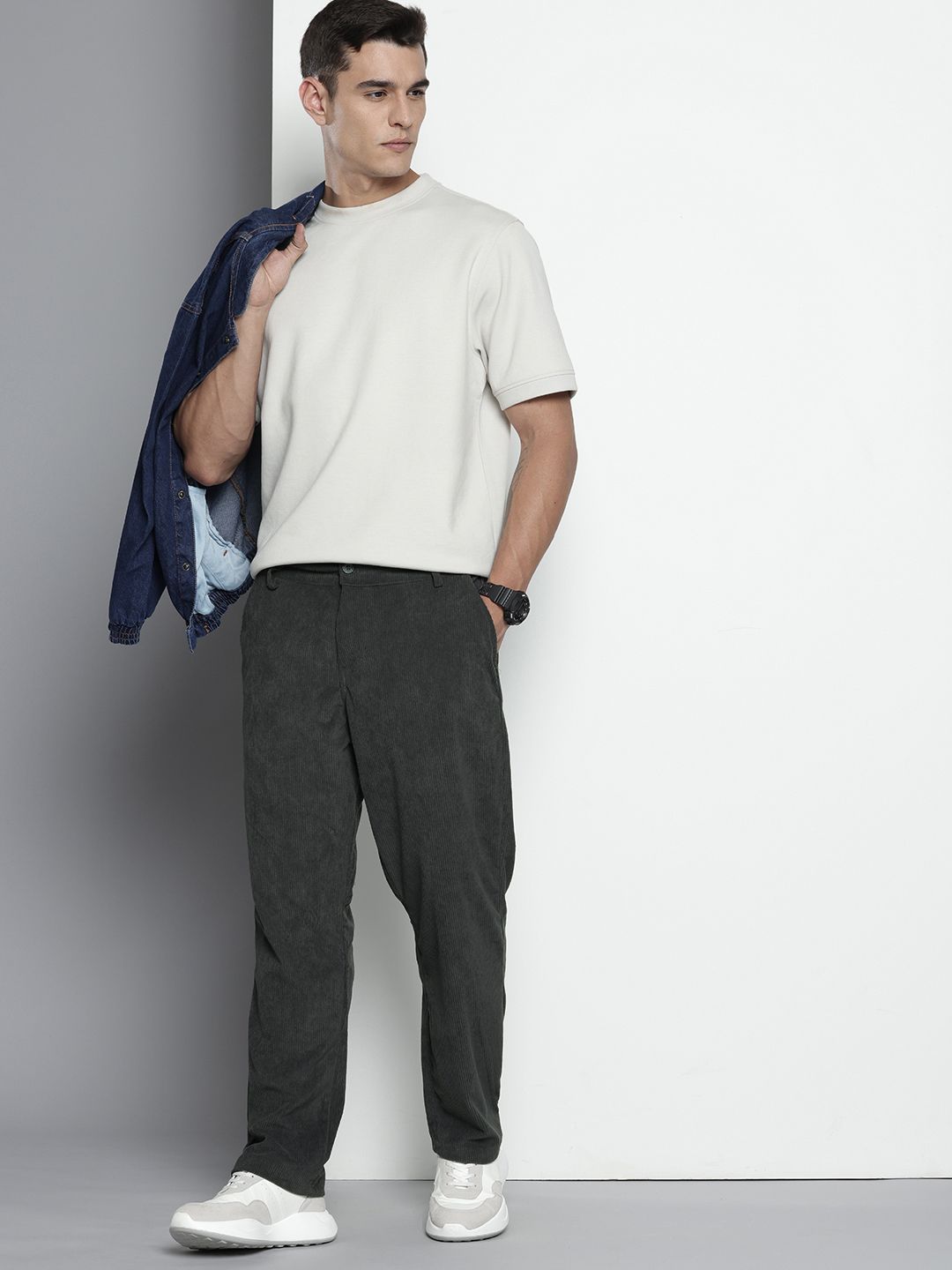 Men's Dark Grey Regular Fit Textured Casual Trouser