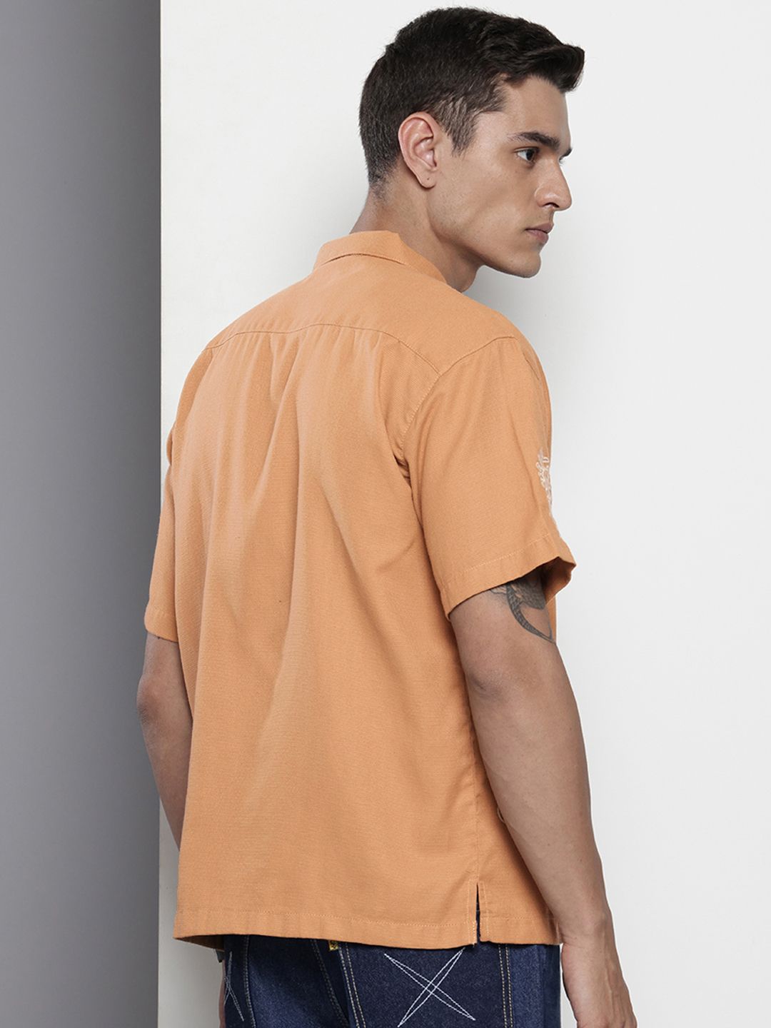 Men's Yellow Relaxed Fit Solid Resort Wear Shirt