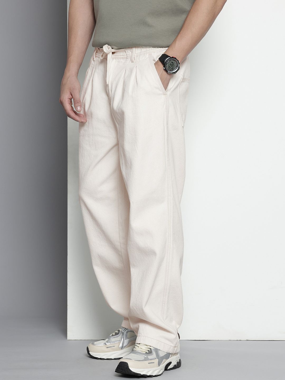 Men's White Relaxed Fit Utility Jeans