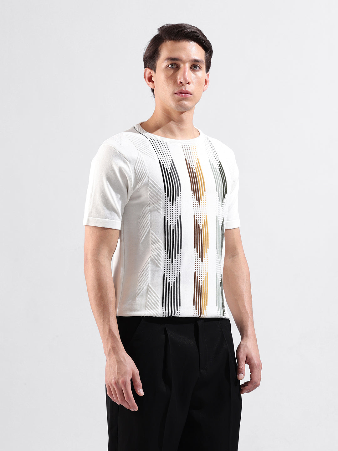 Men's Cream Slim Fit Colourblocked Flat Knit Crew Neck T-Shirt