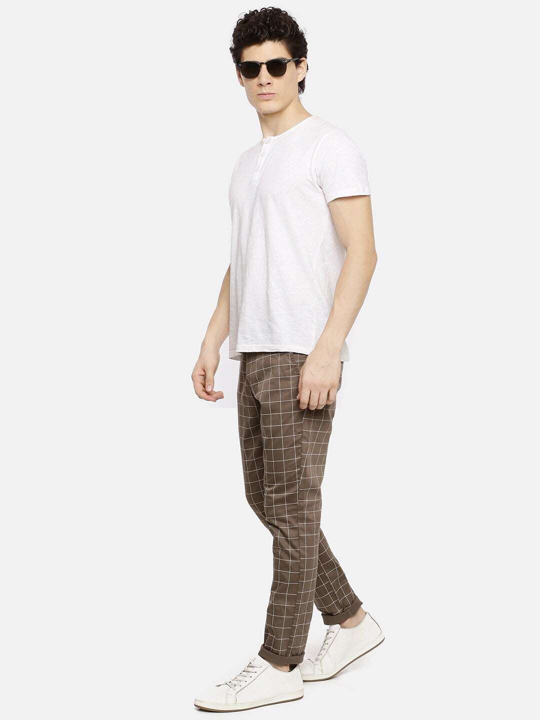 Shop Men Chino Pants Online.