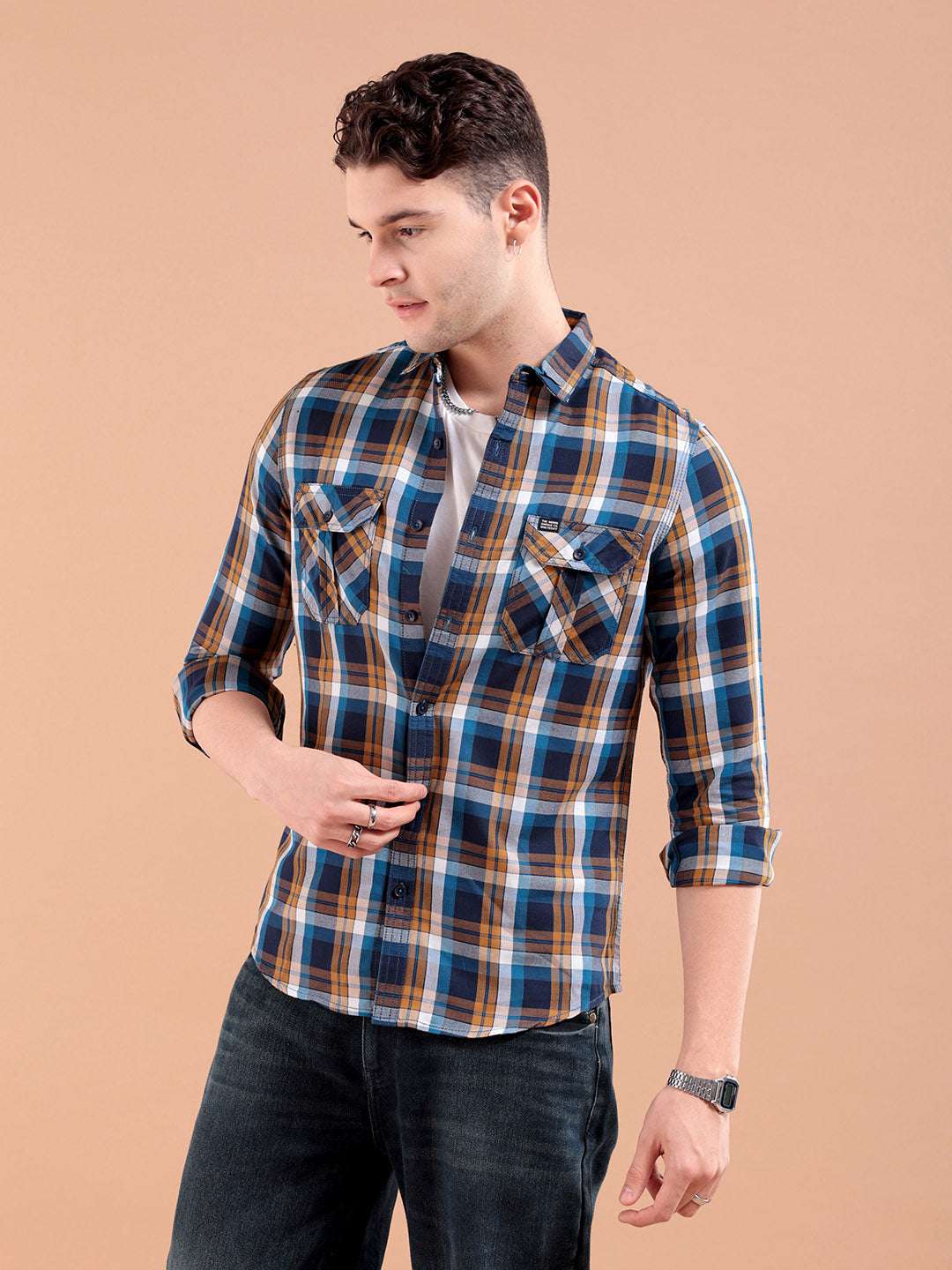 Shop Men Checked Casual Shirt Online.