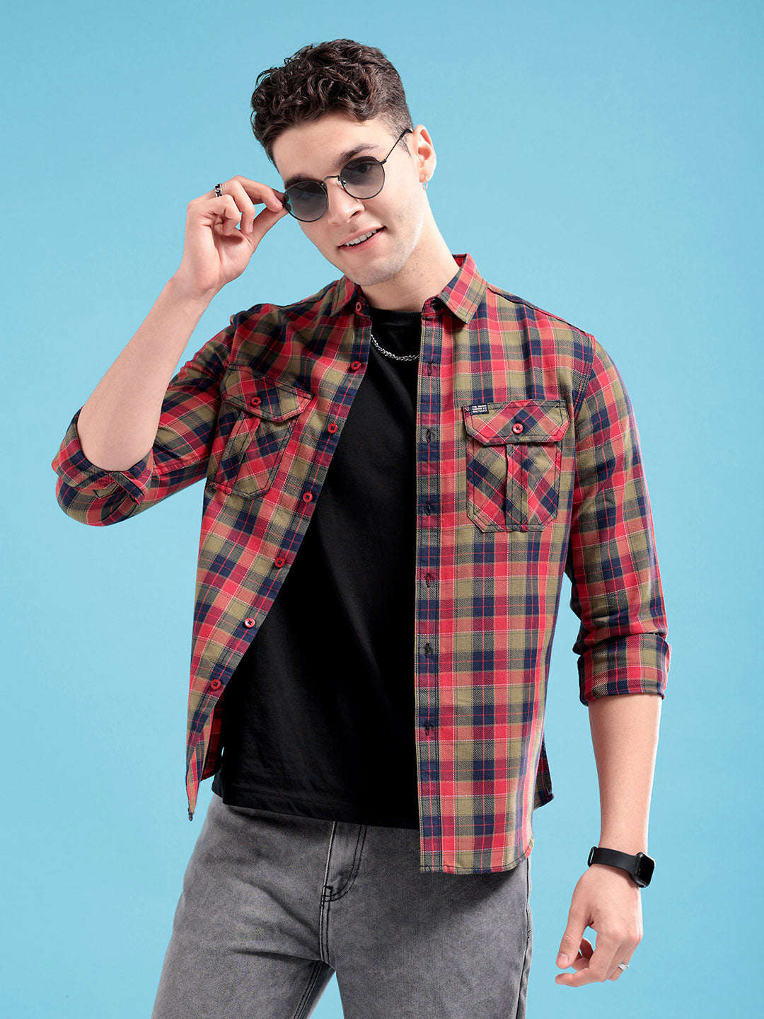 Shop Men Checked Casual Shirt Online.