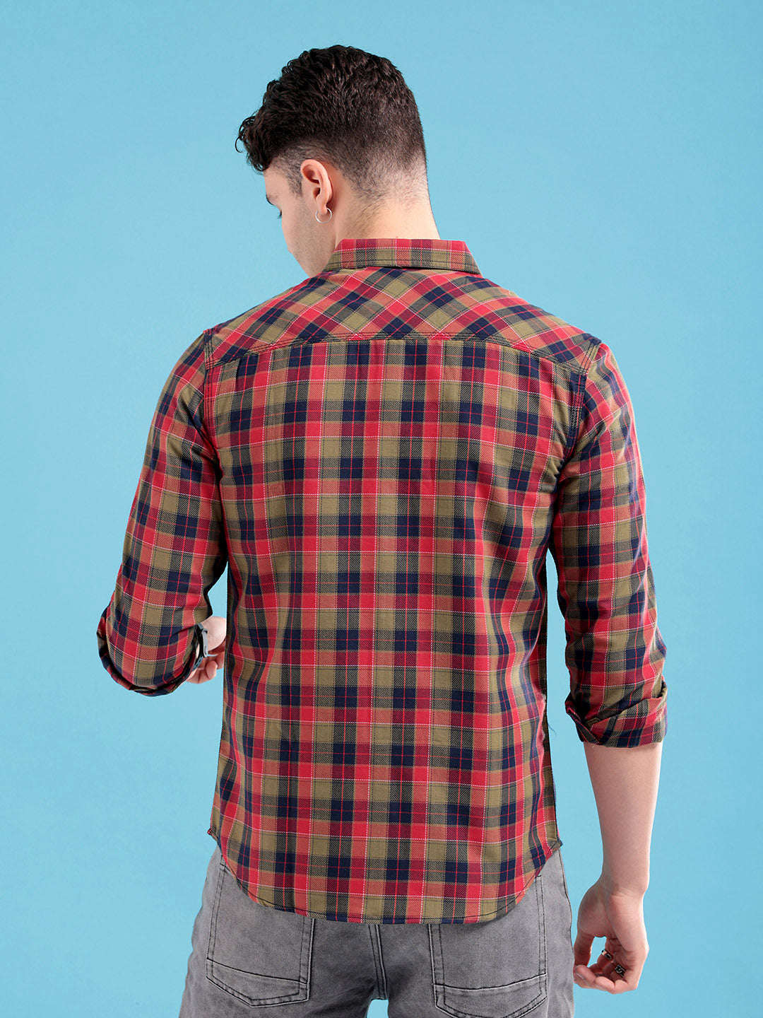 Shop Men Checked Casual Shirt Online.