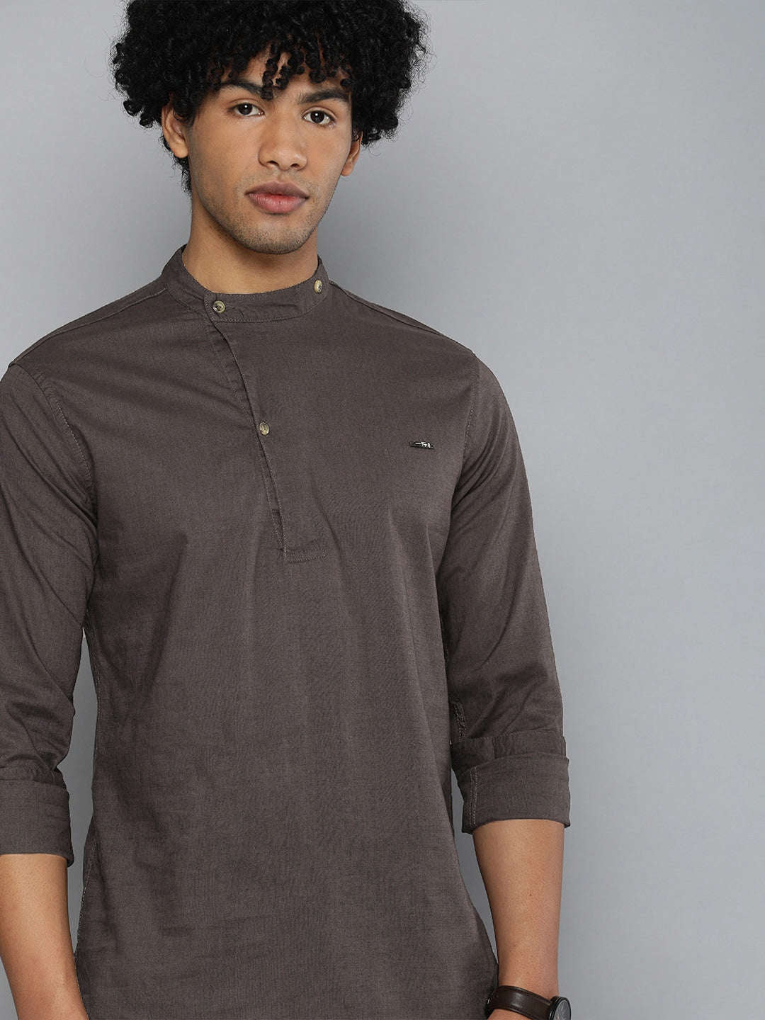 Shop Men Kurta Ethnic Online.