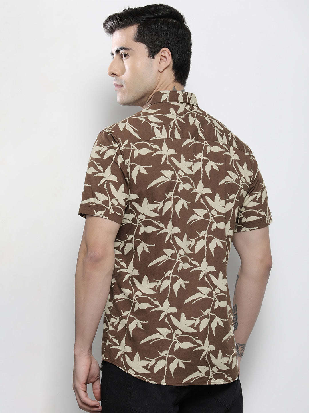 Shop The Indian Garage Co Men Brown Printed Regular Fit Cotton Casual Shirt Online.