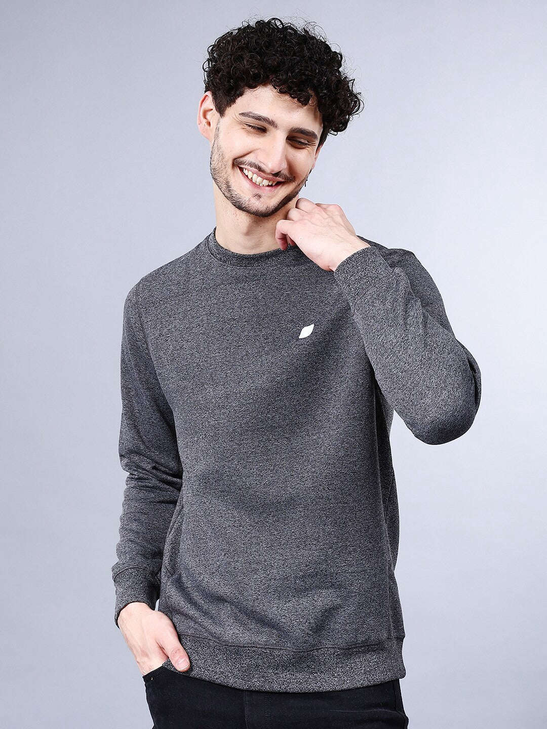 Shop Men's Solid Regular Fit Sweatshirt Online.