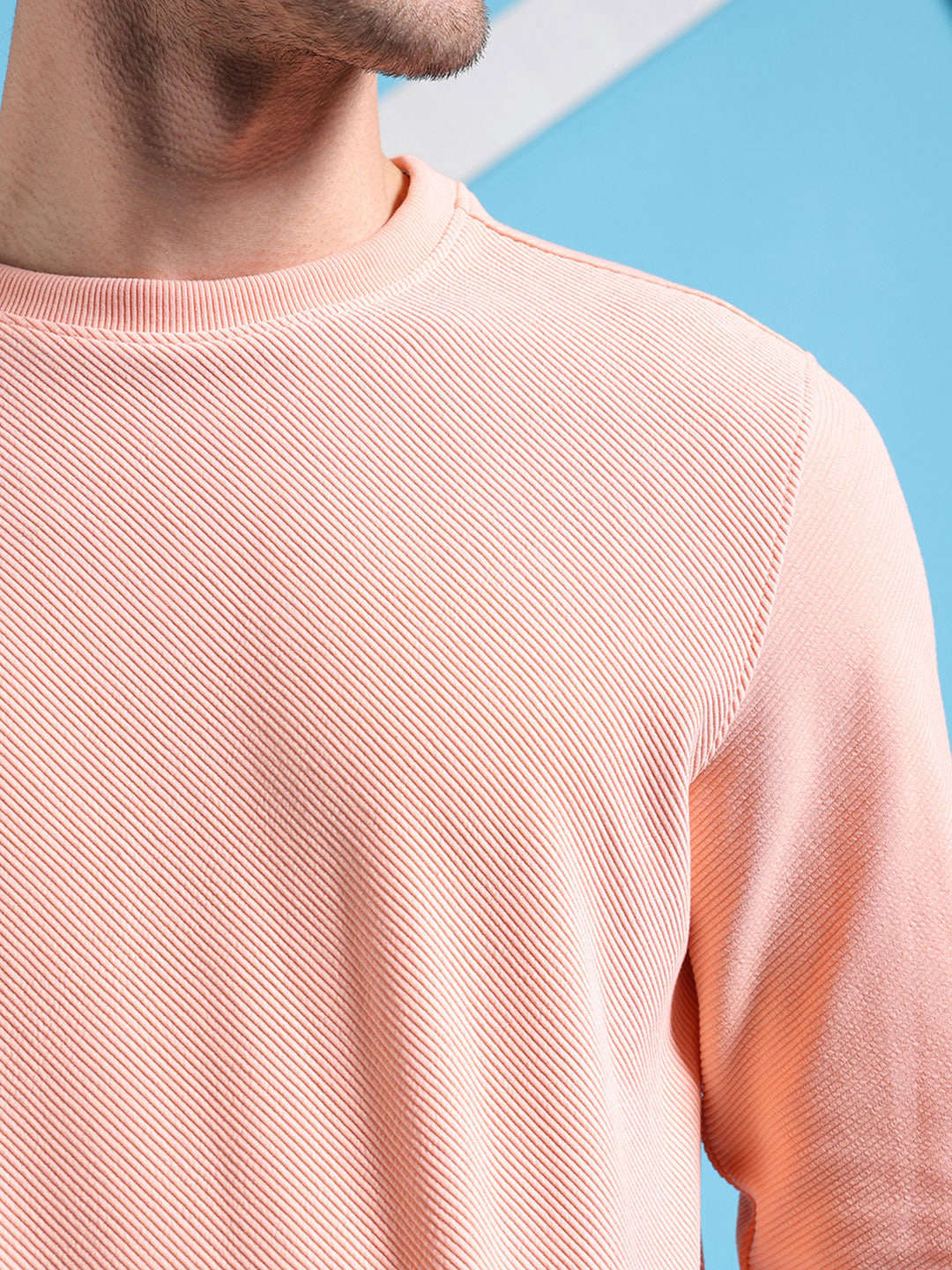 Shop Men's Textured Regular Fit Sweatshirt Online.