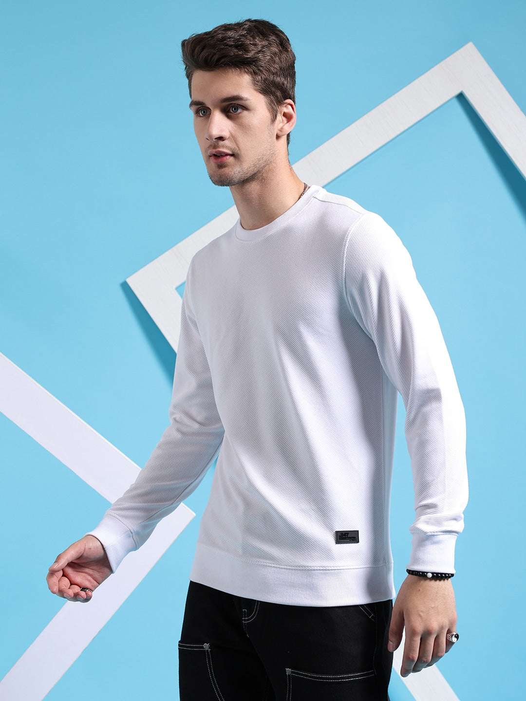 Shop Men's Textured Regular Fit Sweatshirt Online.