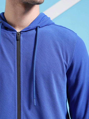 Shop Men's Textured Regular Fit Sweatshirt Online.