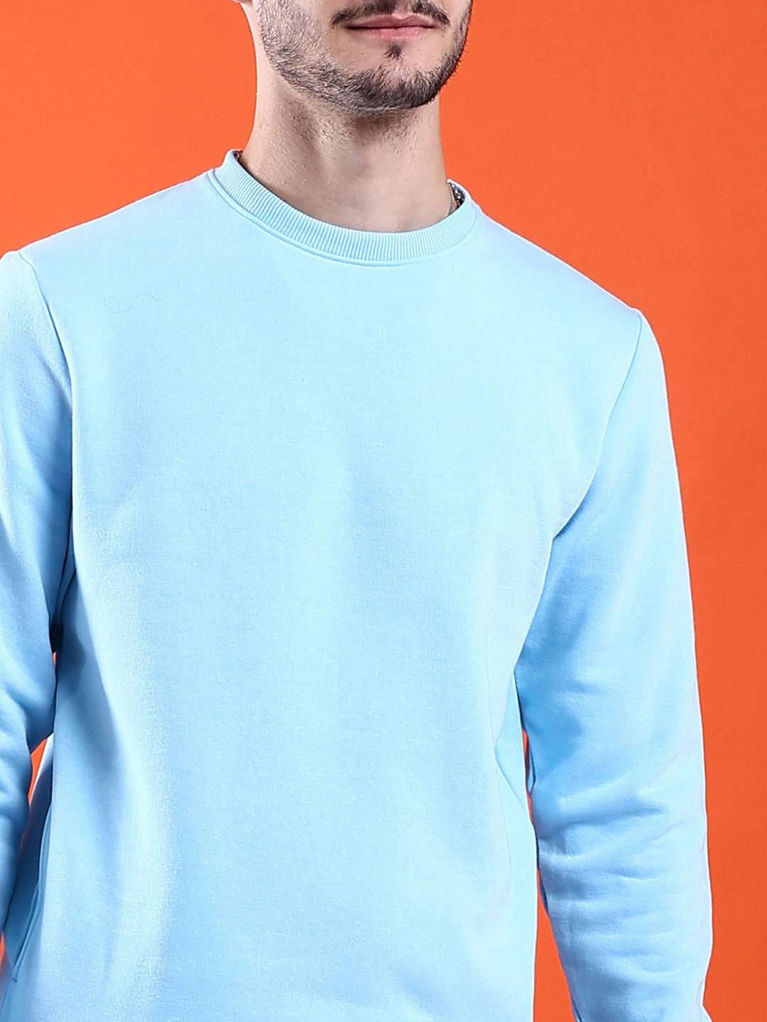 Shop Men's Solid Regular Fit Sweatshirt Online.