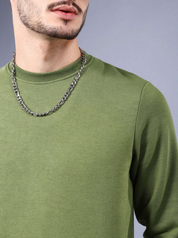 Shop Men's Solid Regular Fit Sweatshirt Online.