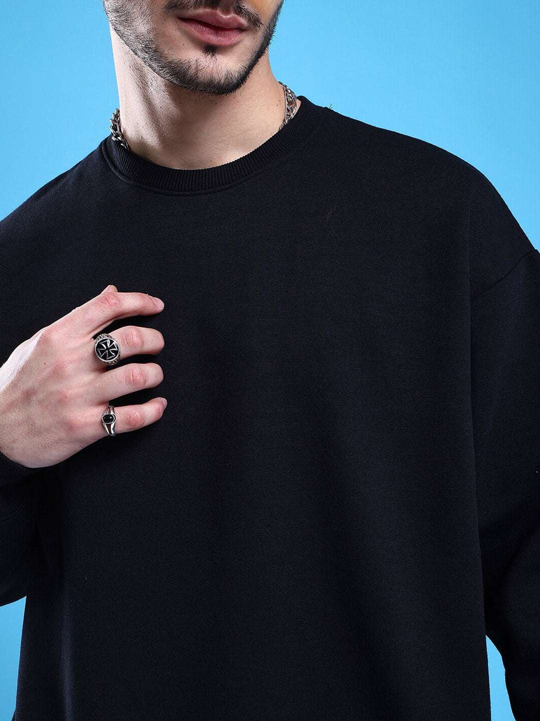 Shop Men's Solid Oversized Sweatshirt Online.