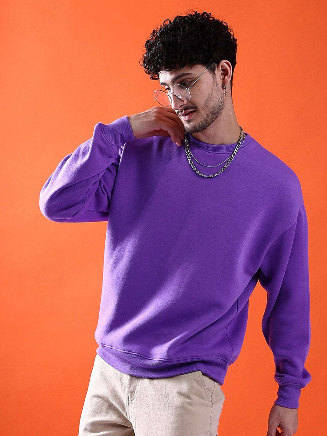 Shop Men's Solid Oversized Sweatshirt Online.