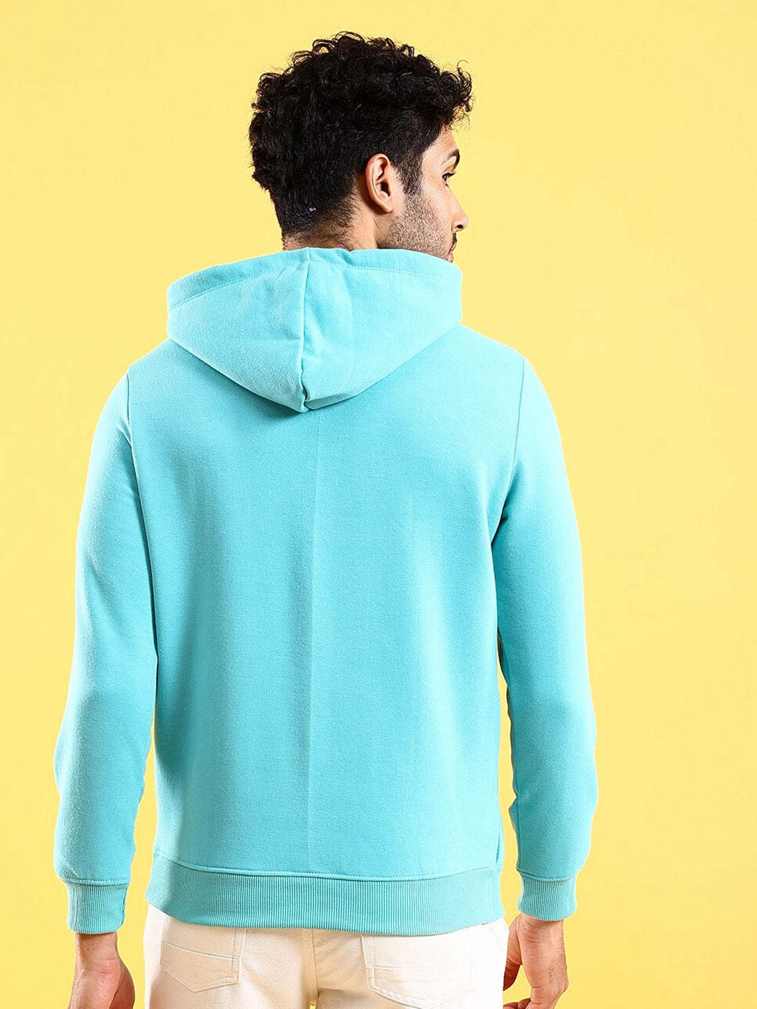 Shop Men's Solid Regular Fit Sweatshirt Online.