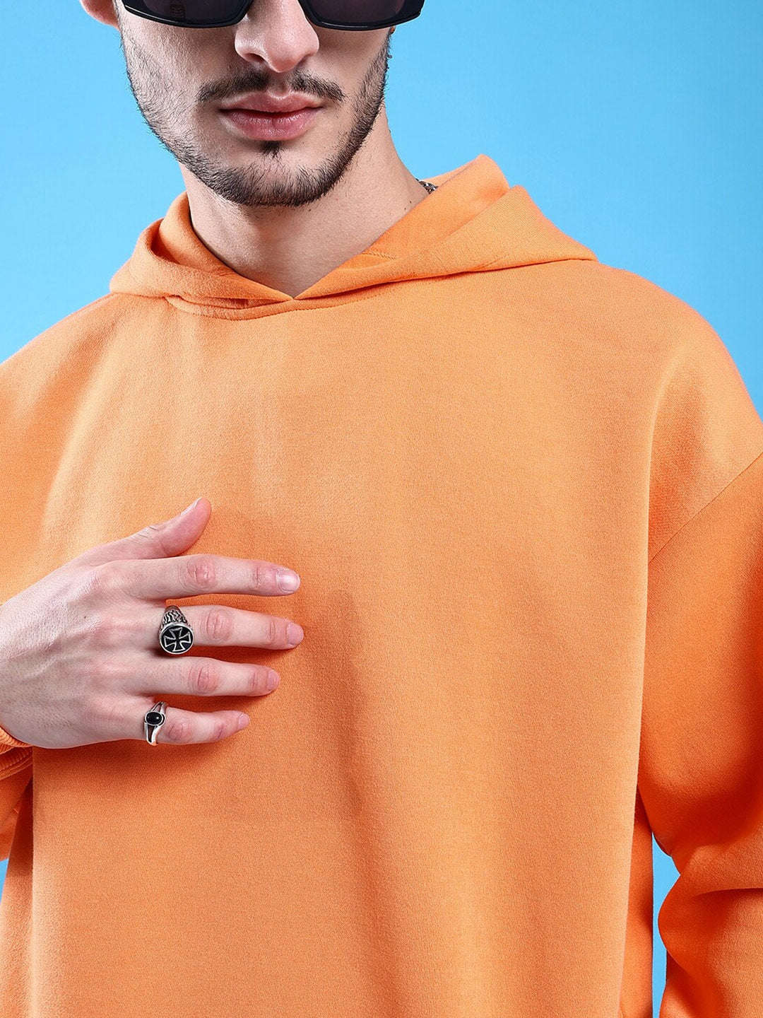 Shop Men's Solid Oversized Sweatshirt Online.