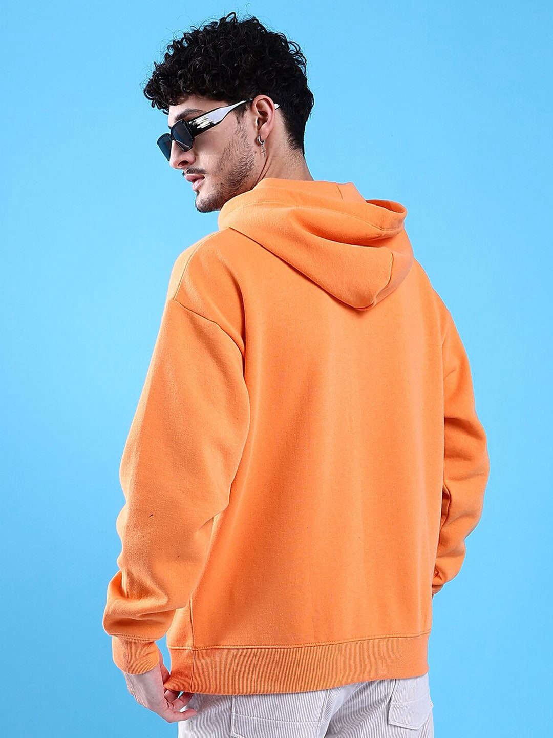 Shop Men's Solid Oversized Sweatshirt Online.